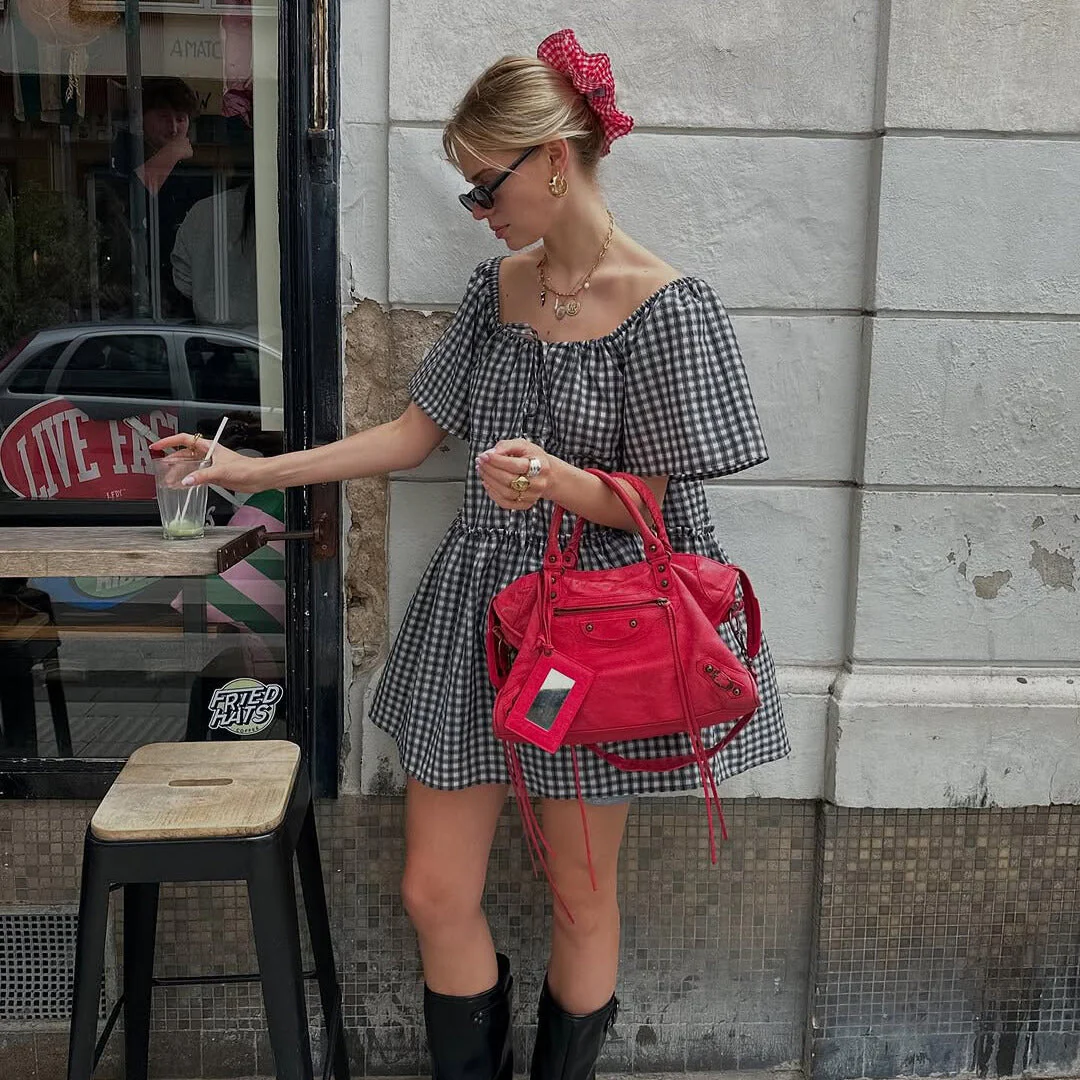 City - Image 4
