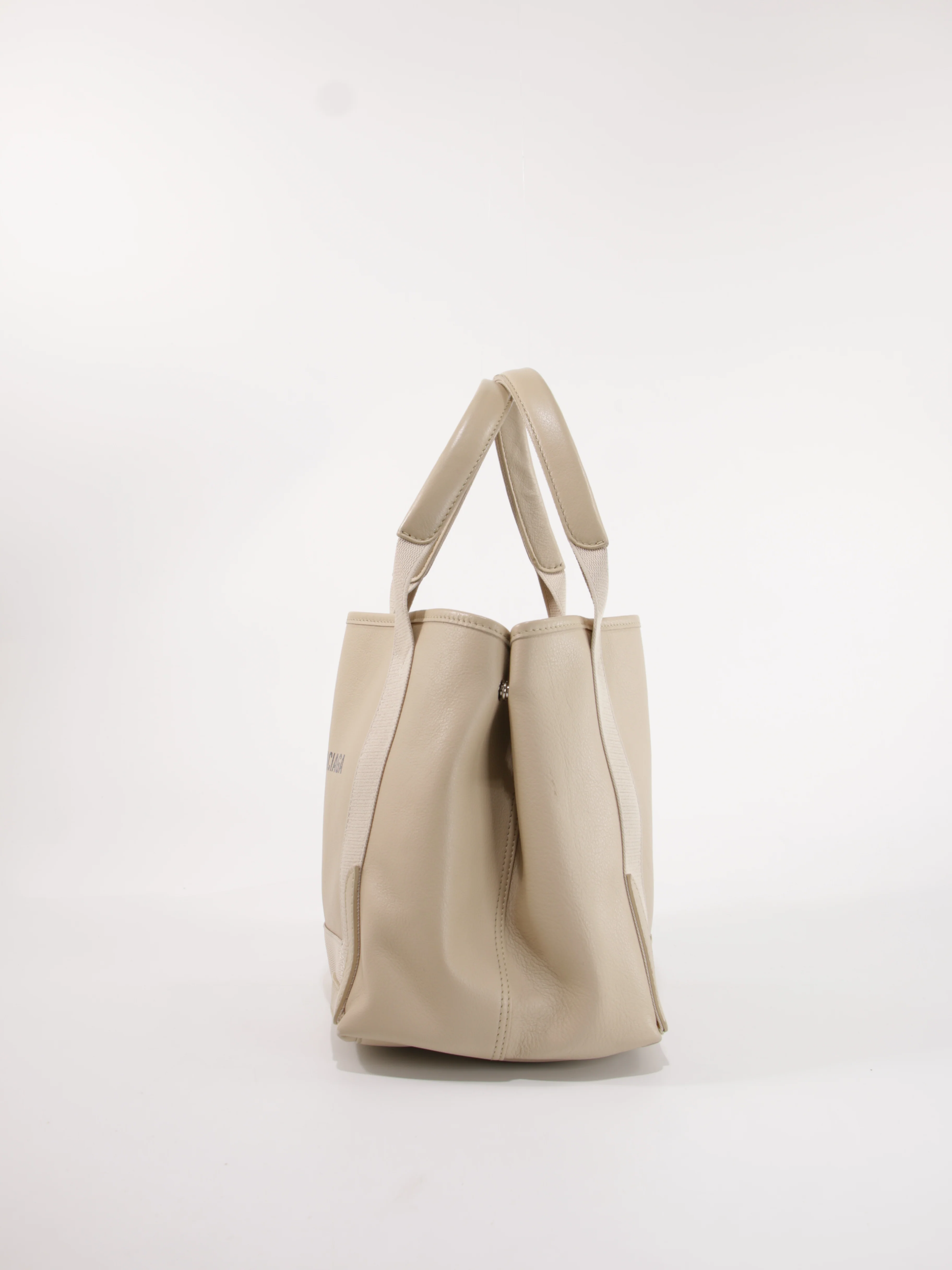 Hand Bag - Image 3