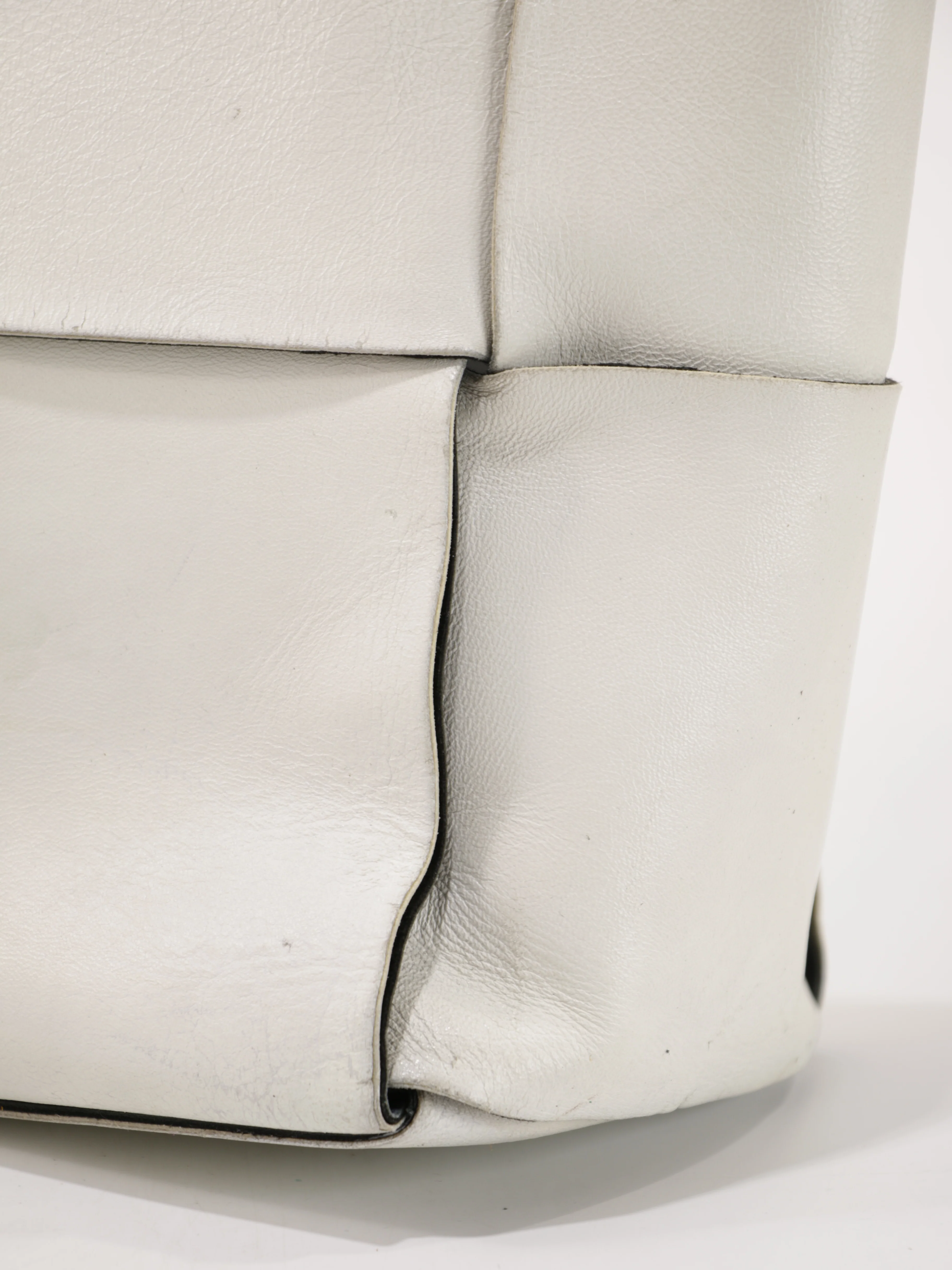 Hand Bag - Image 8