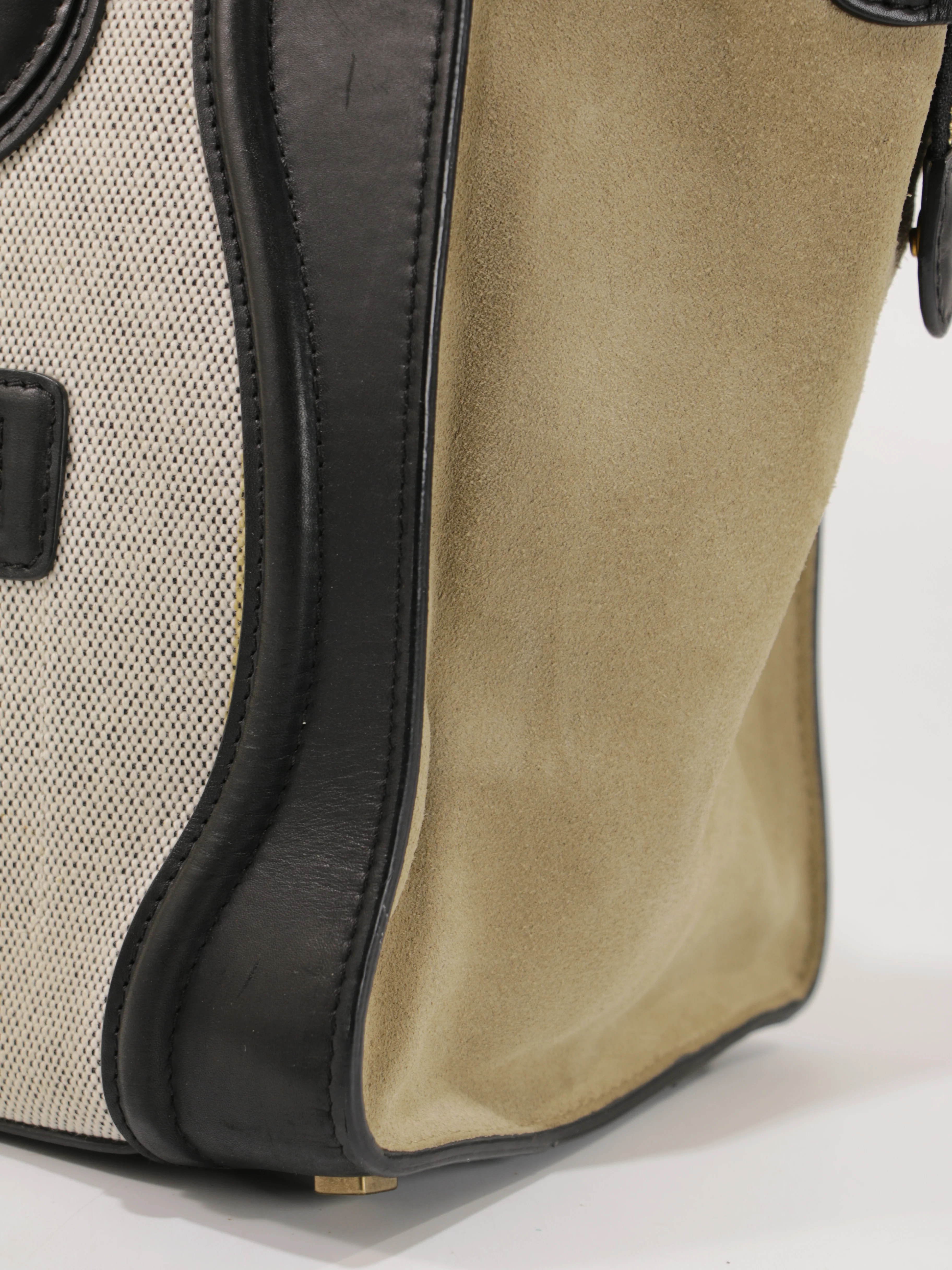 Medium Luggage - Image 7