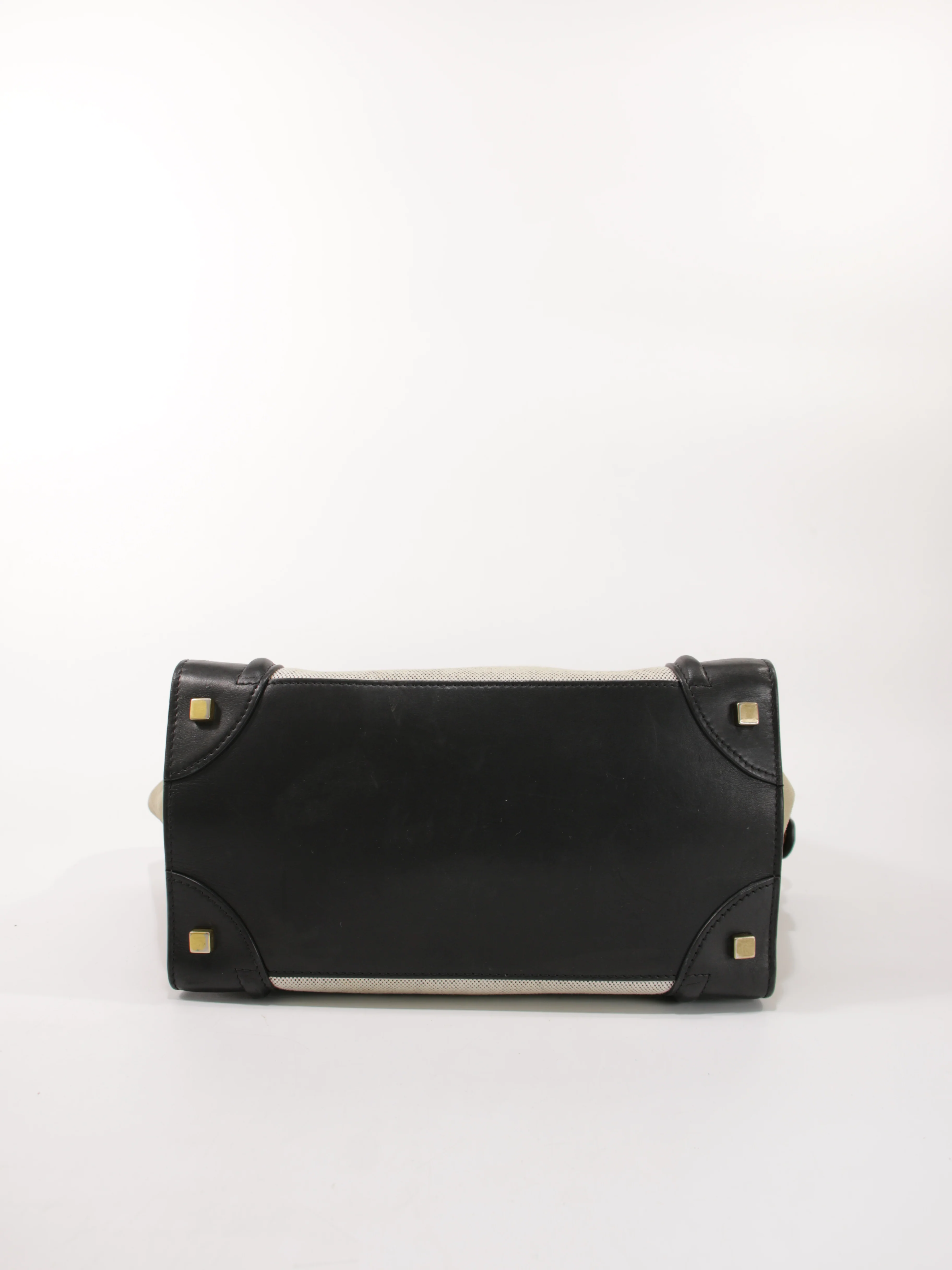 Medium Luggage - Image 8