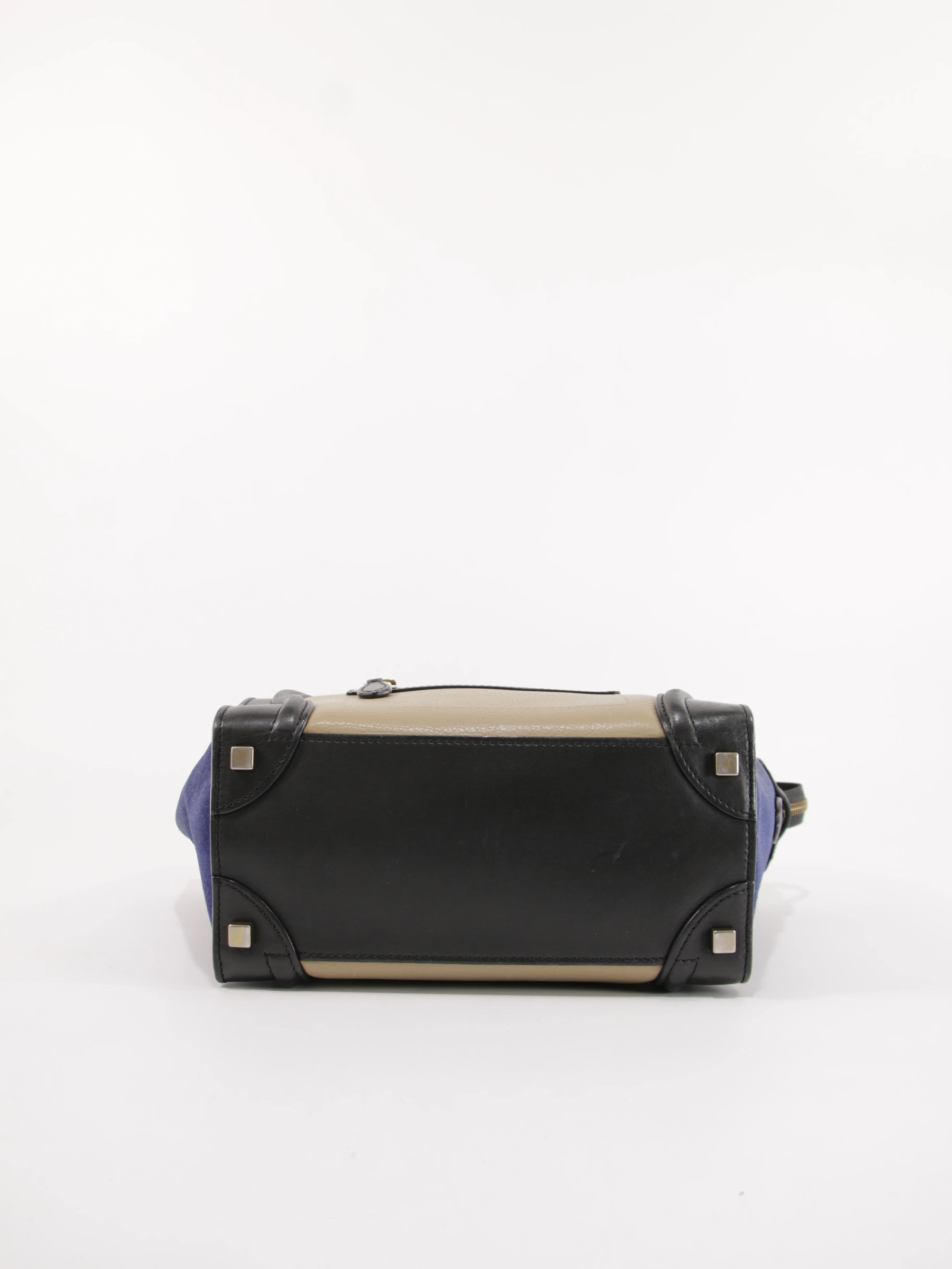 Medium Luggage - Image 7