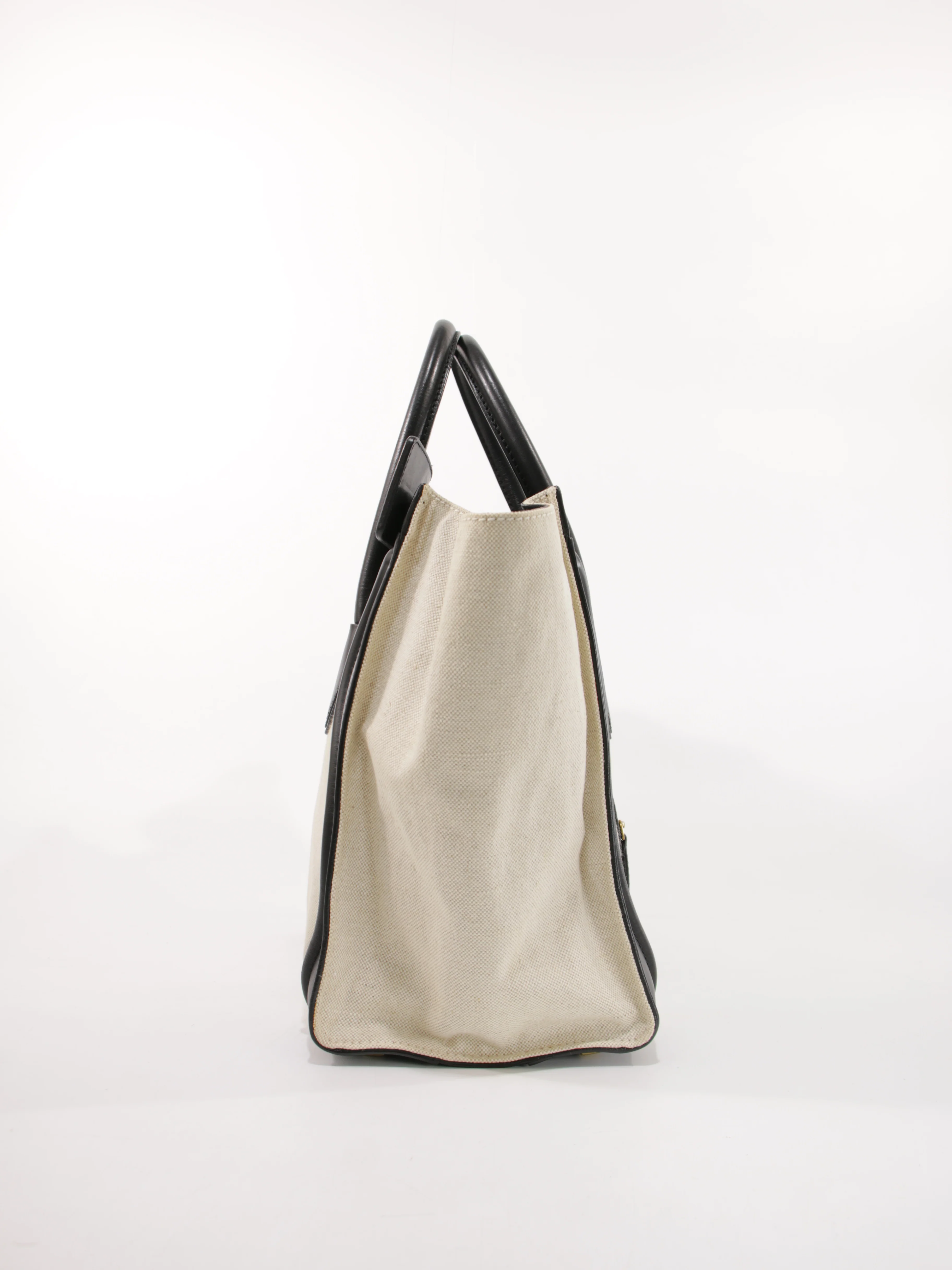 Medium Luggage - Image 5