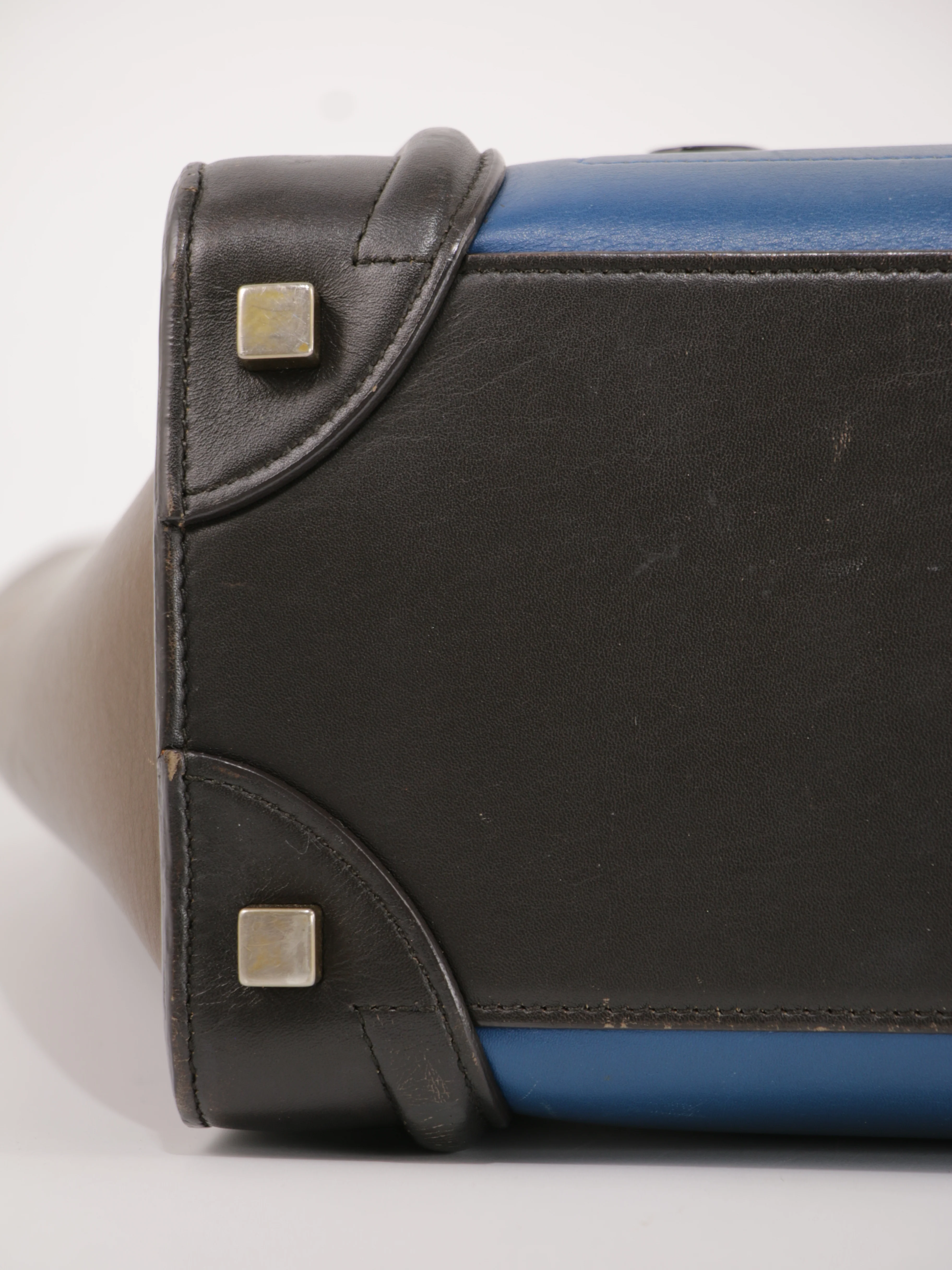 Small Luggage - Image 8