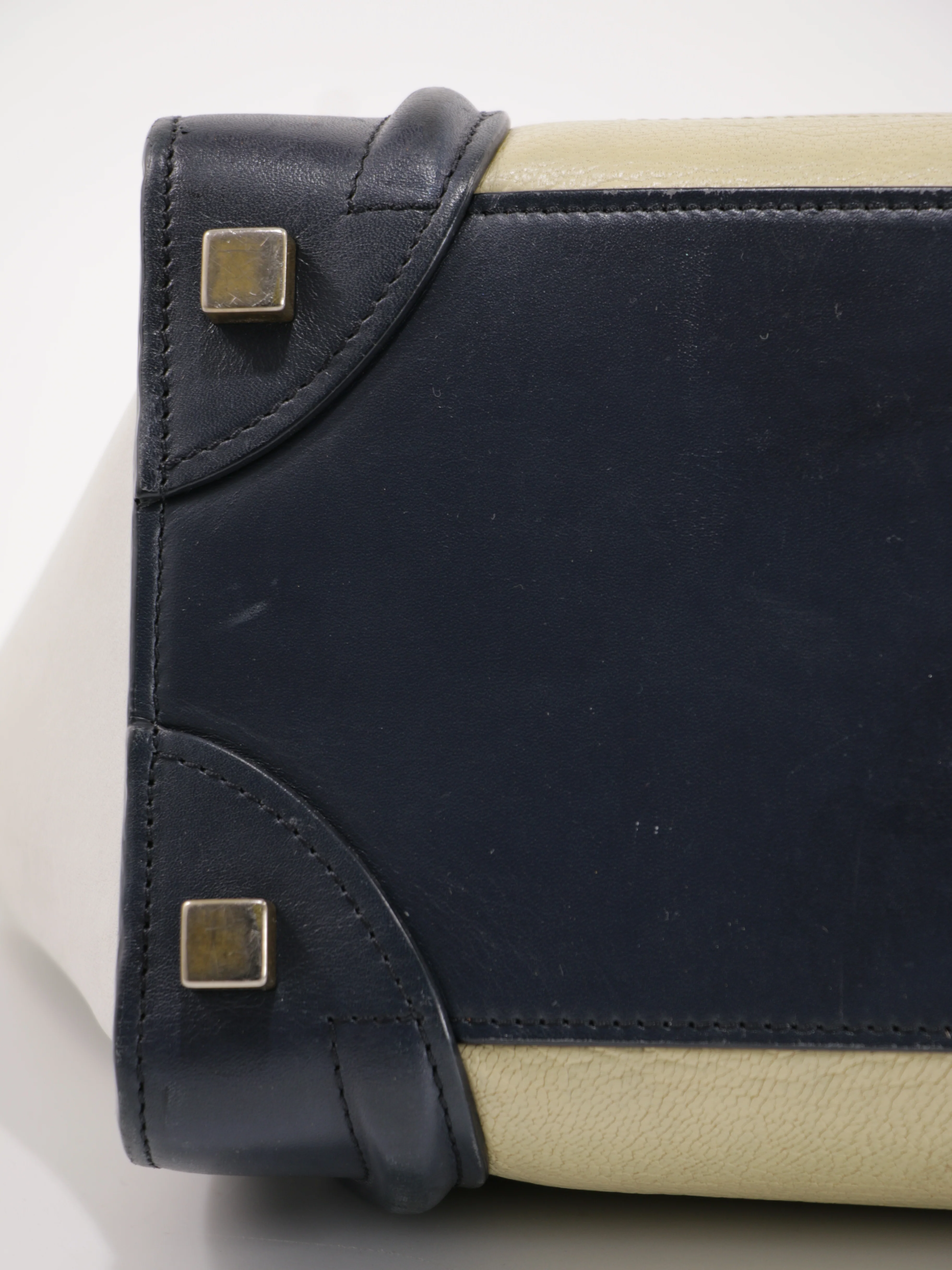 Small Luggage - Image 10