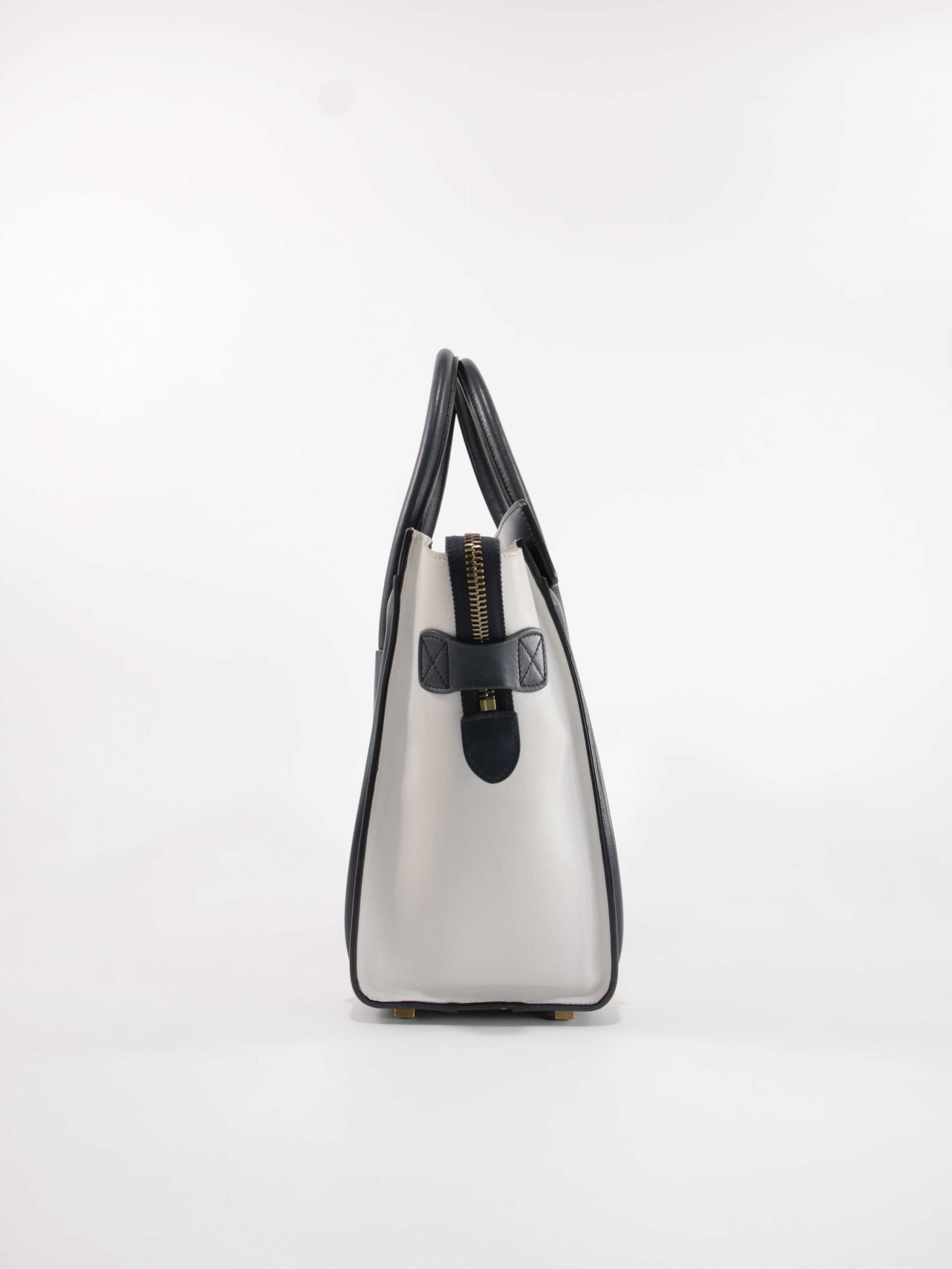 Small Luggage - Image 3