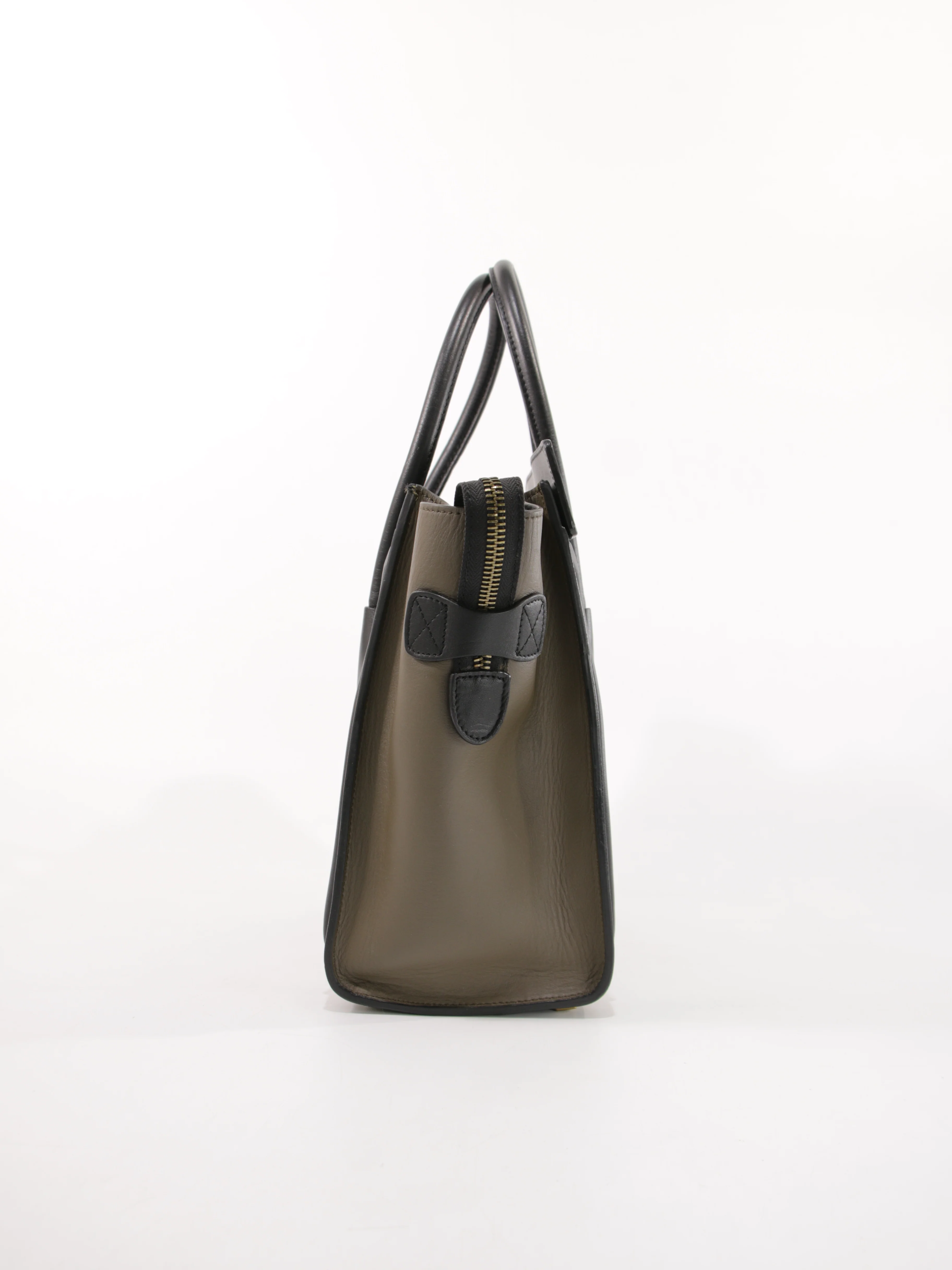 Small Luggage - Image 3