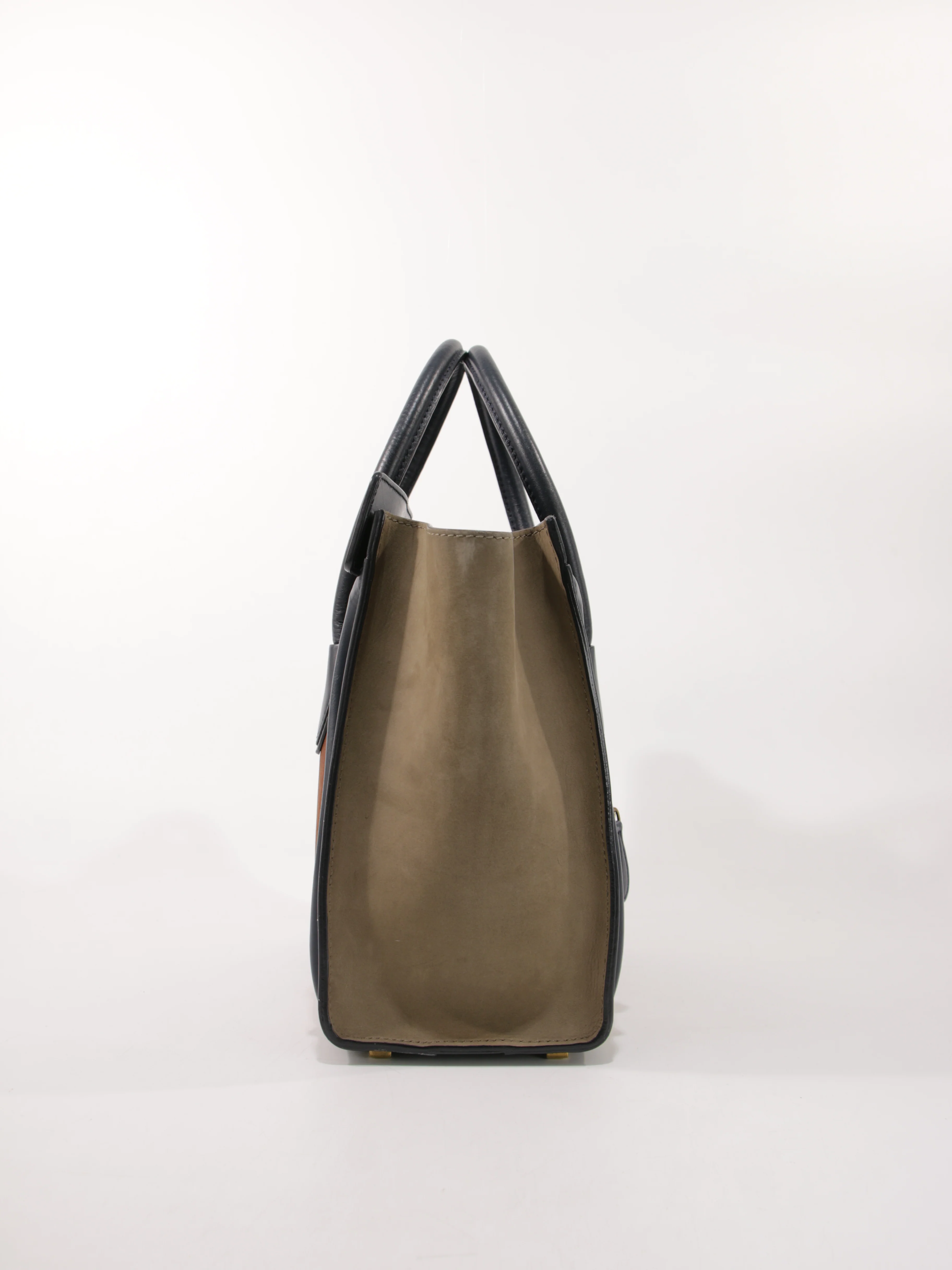 Small Luggage - Image 5