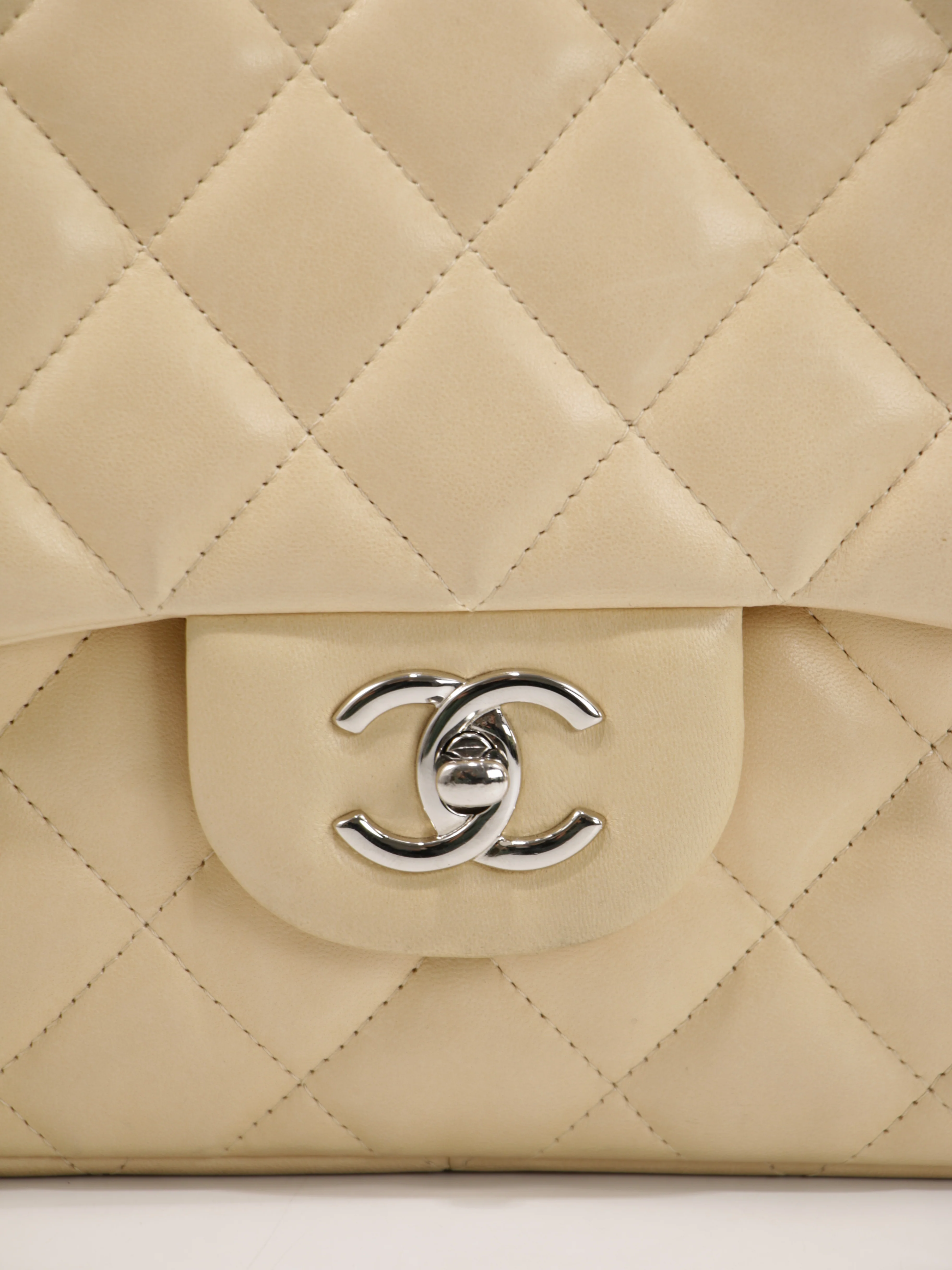 Jumbo Classic Flap - Image 10