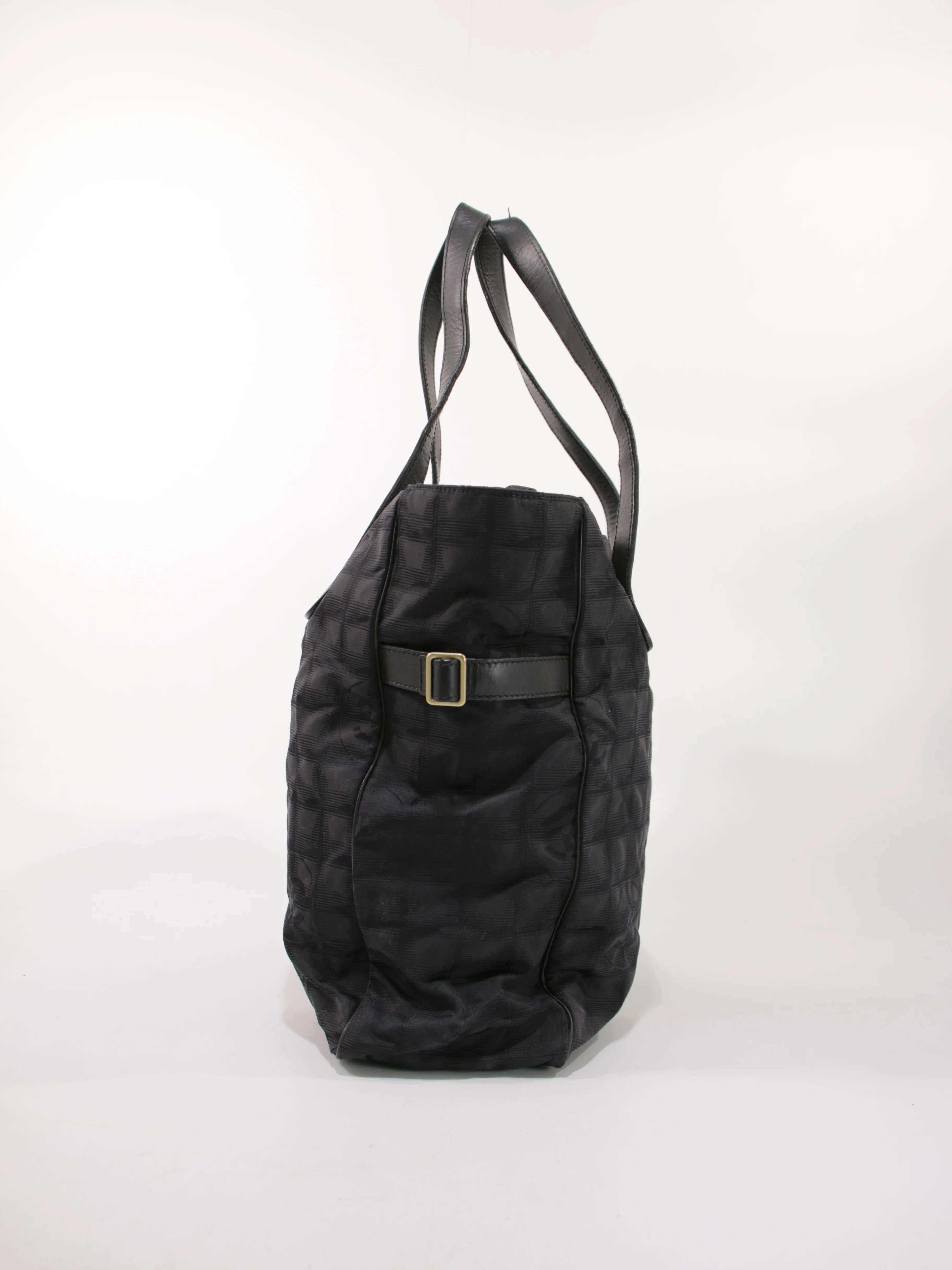Large Travel Line Tote - Image 5