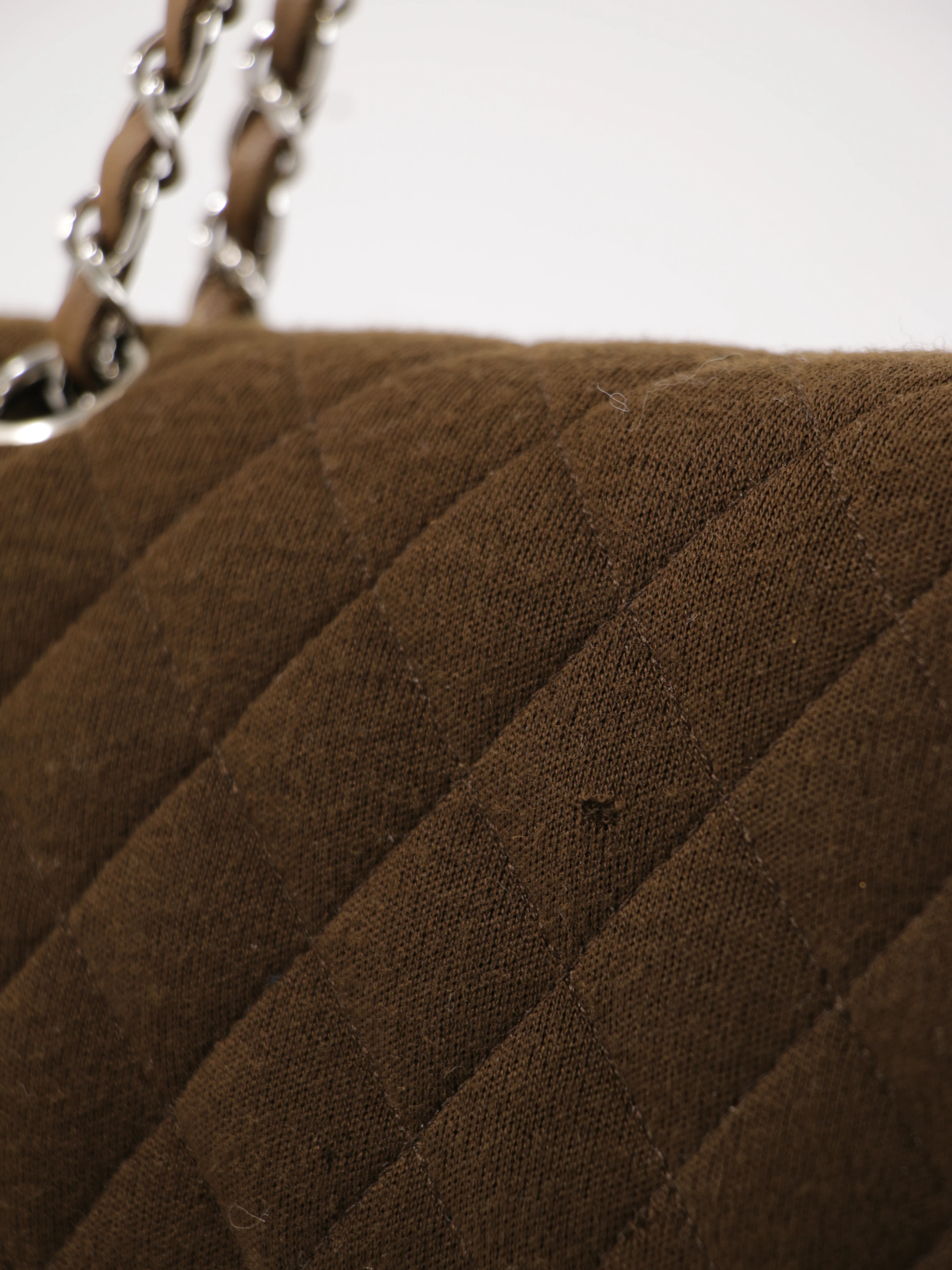 Medium Classic Flap - Image 9