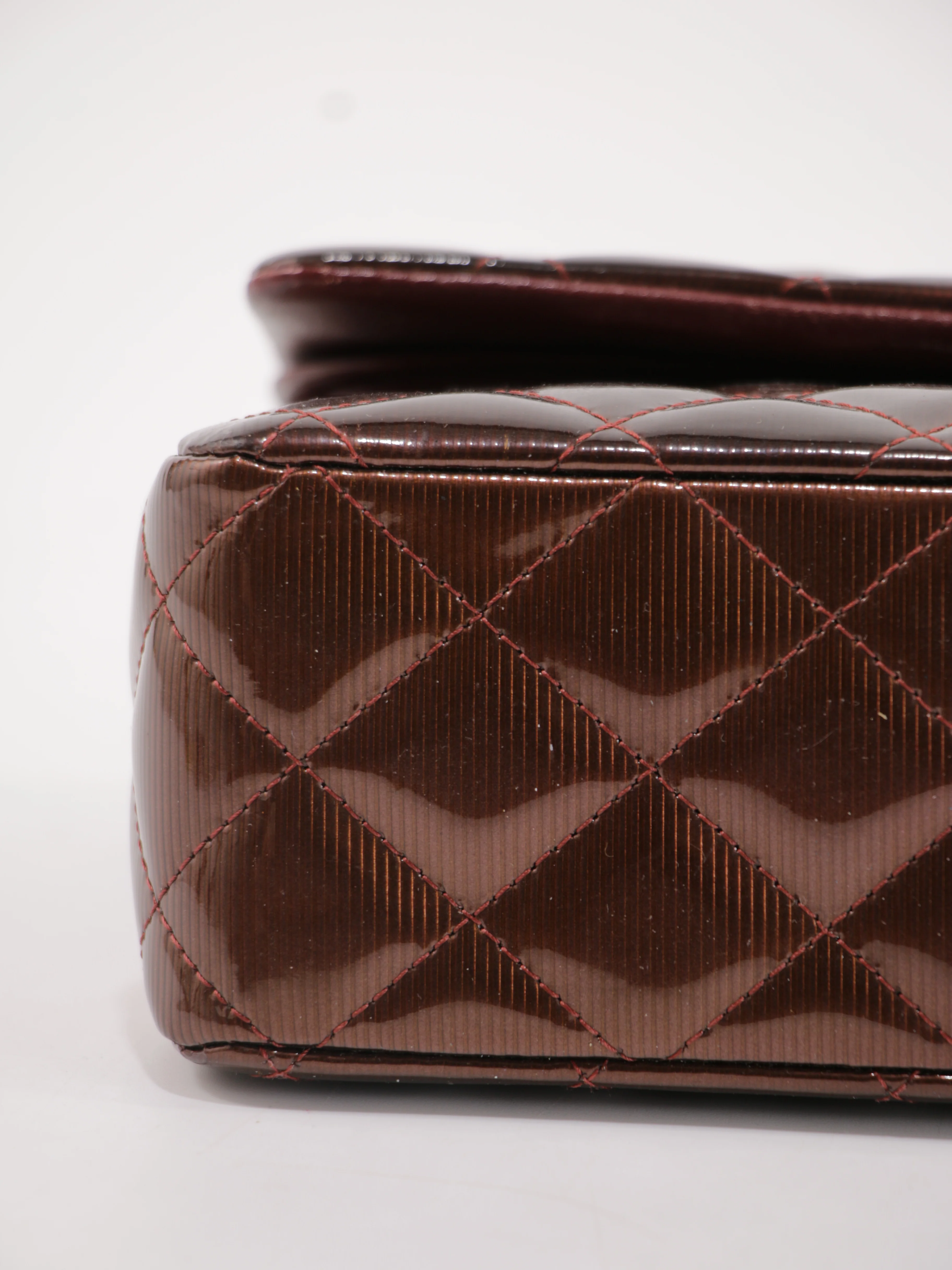 Medium Classic Flap - Image 12
