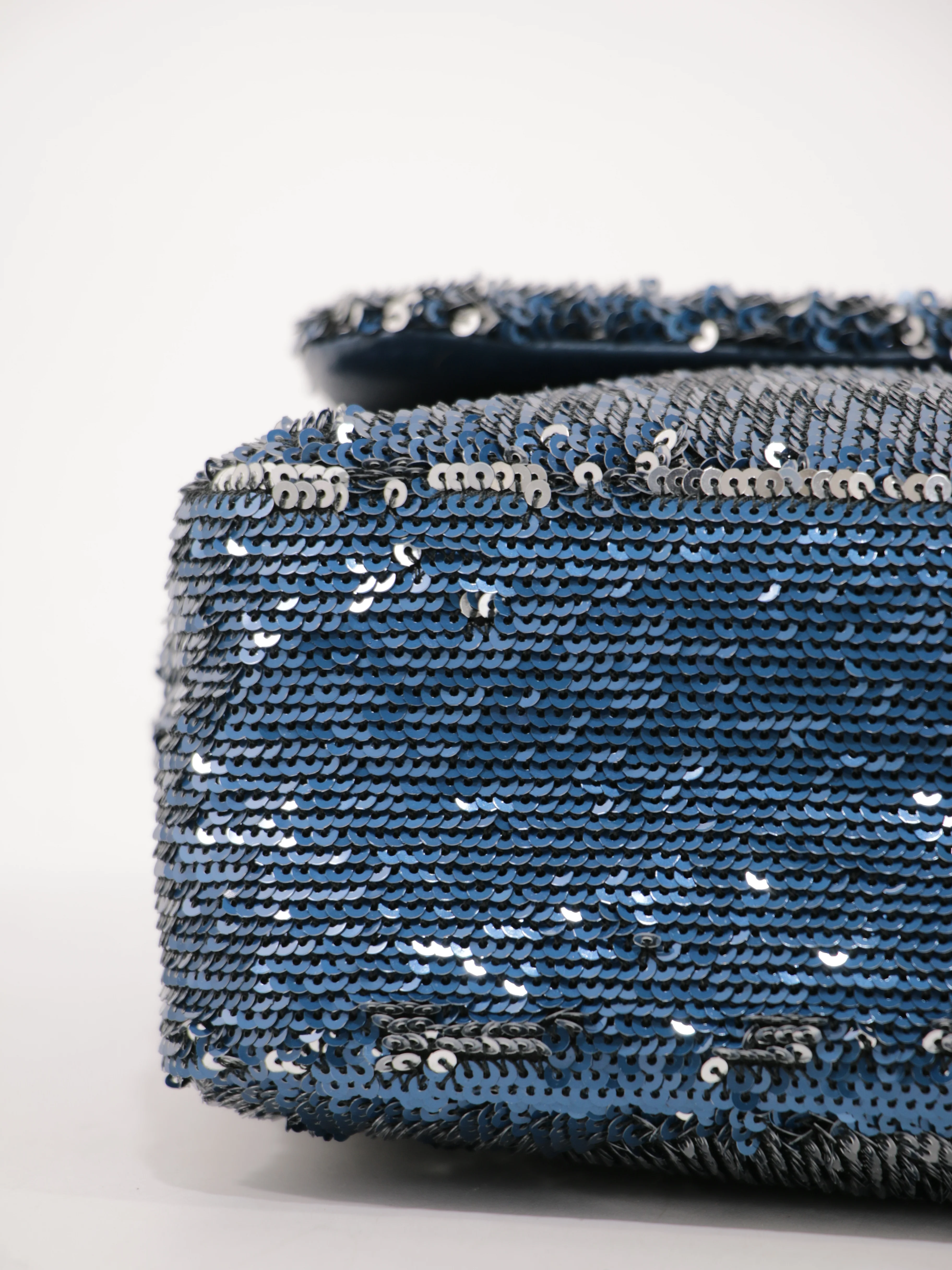 Medium Single Flap - Image 10