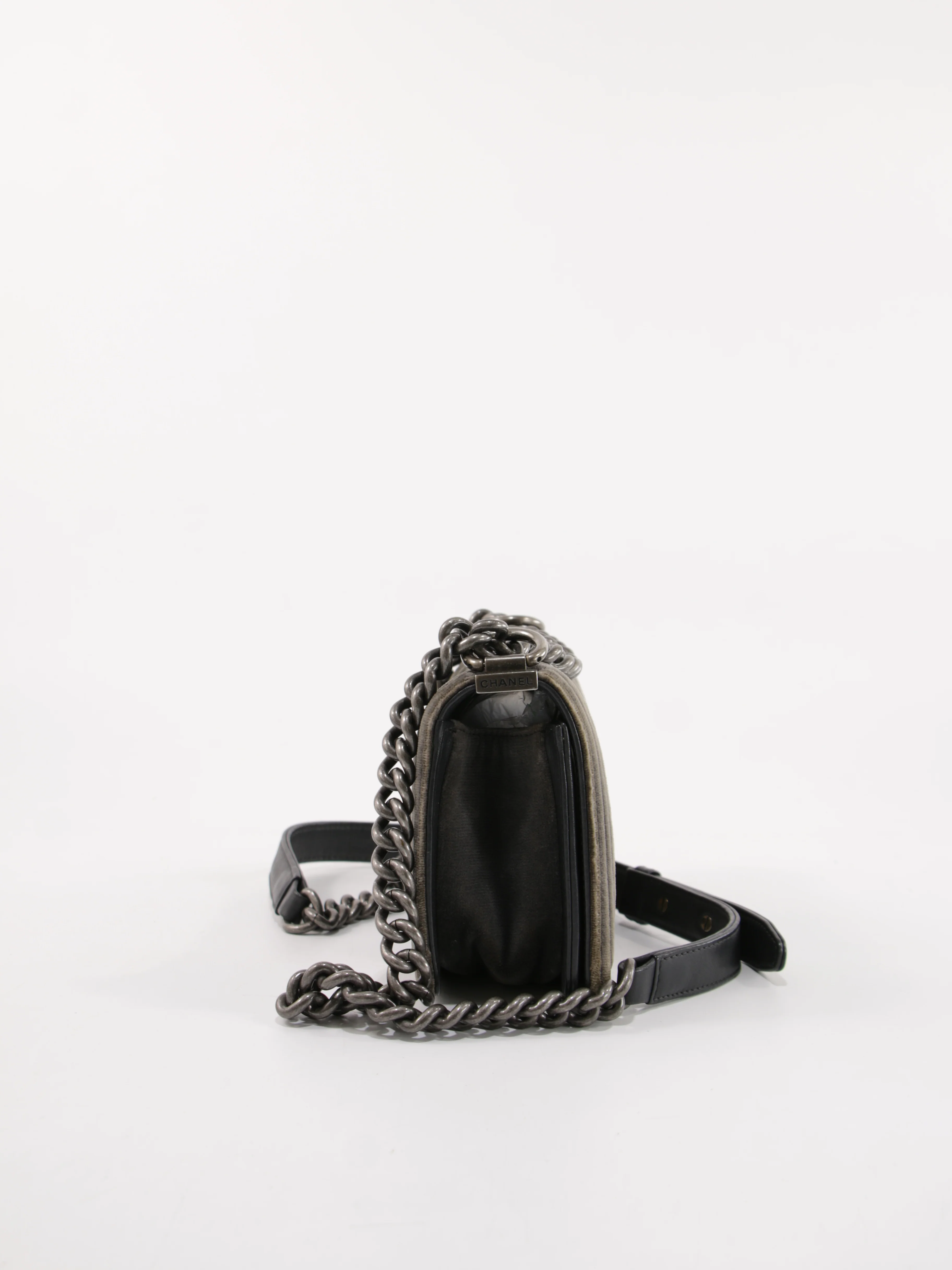 Small Boy - Image 8
