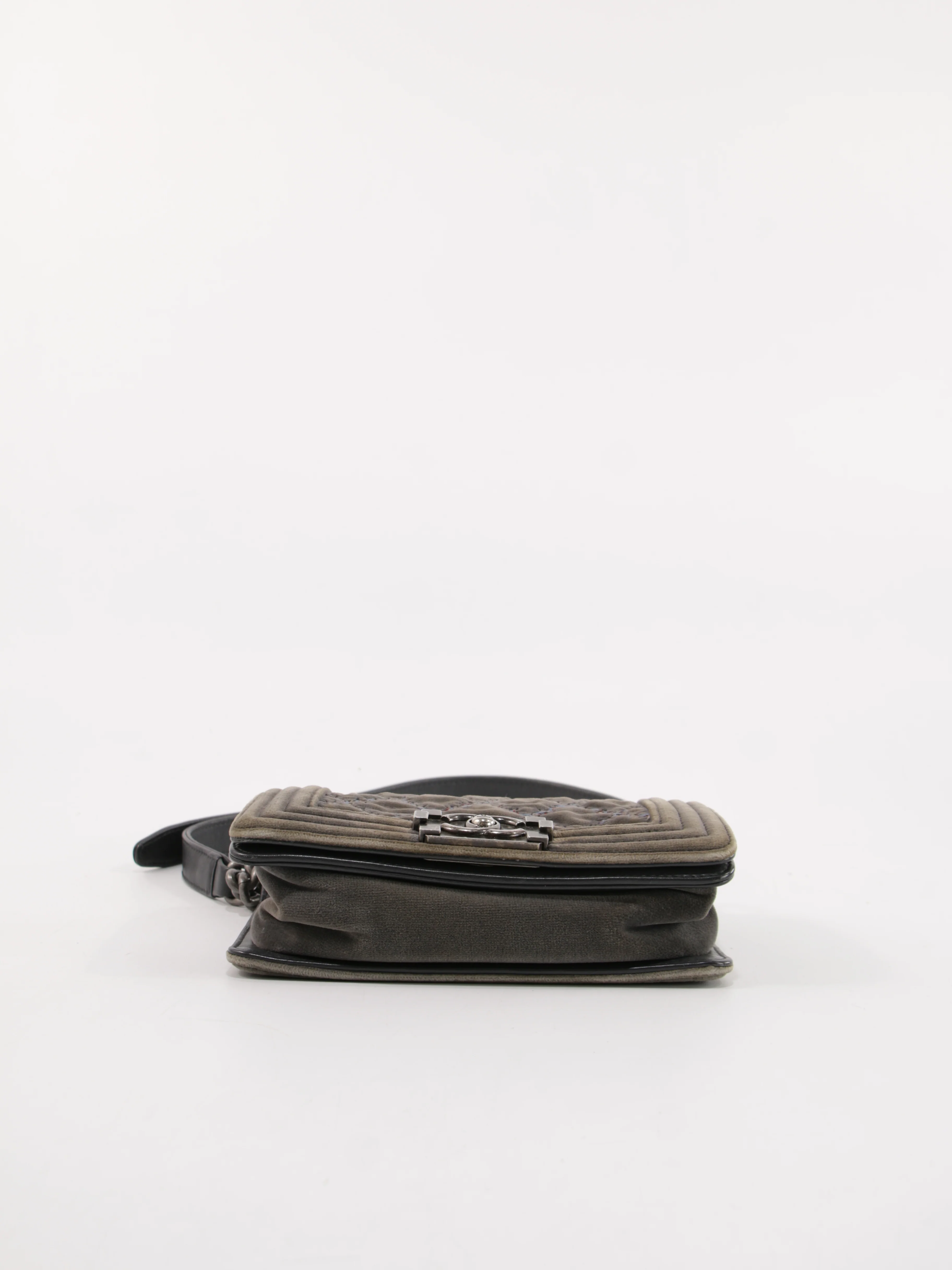 Small Boy - Image 9
