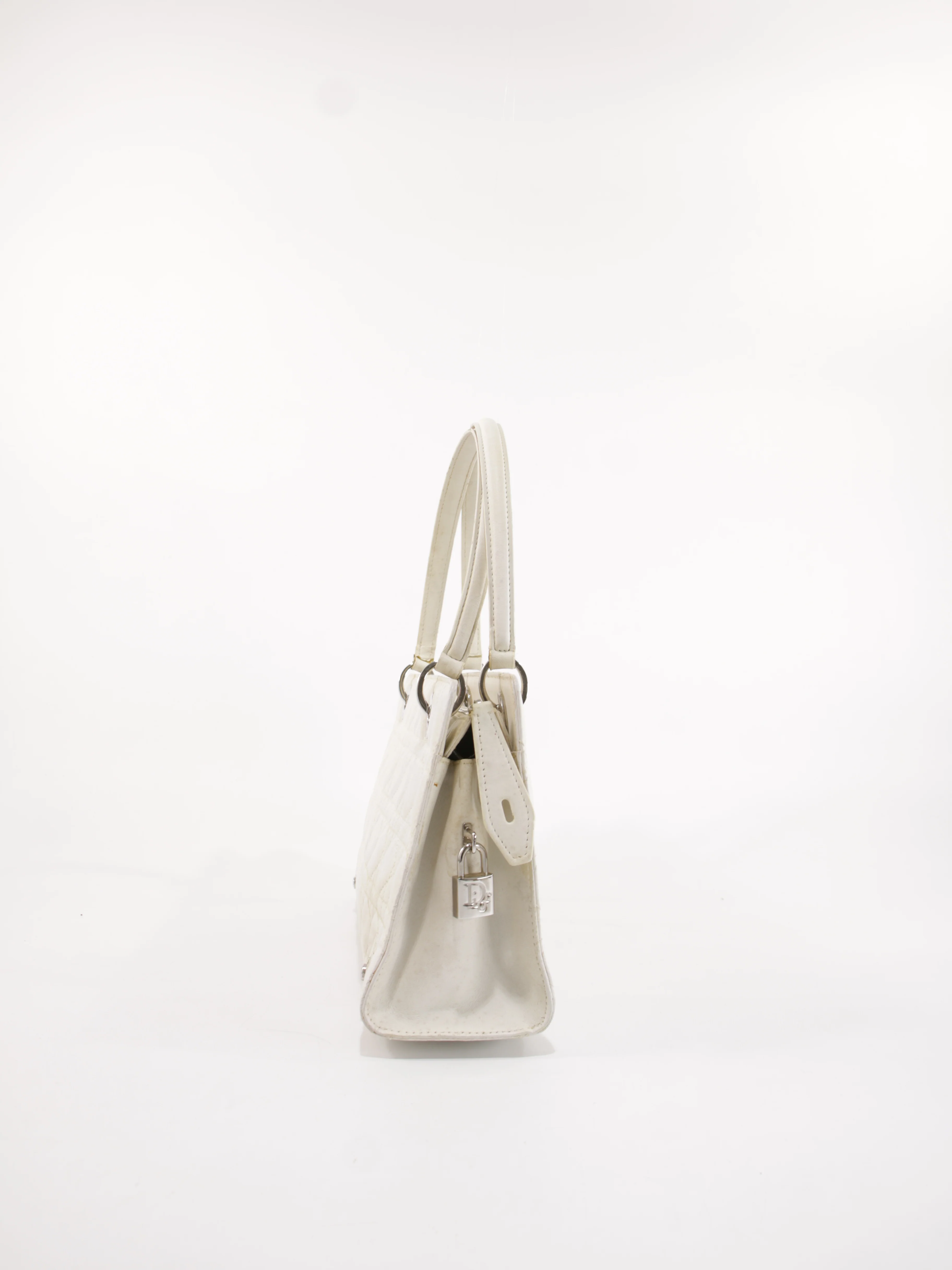 East West - Image 5