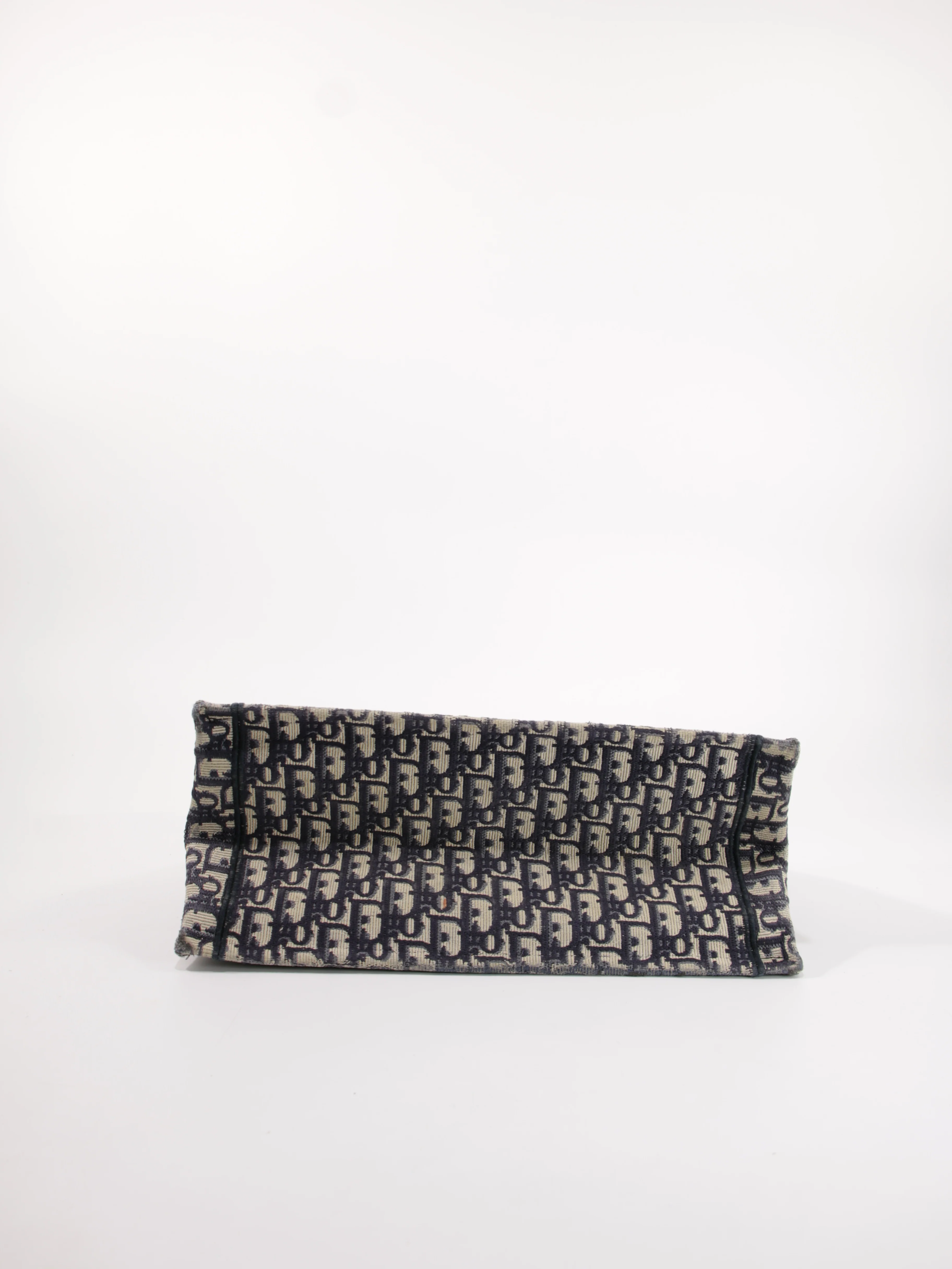 Medium Book Tote - Image 9