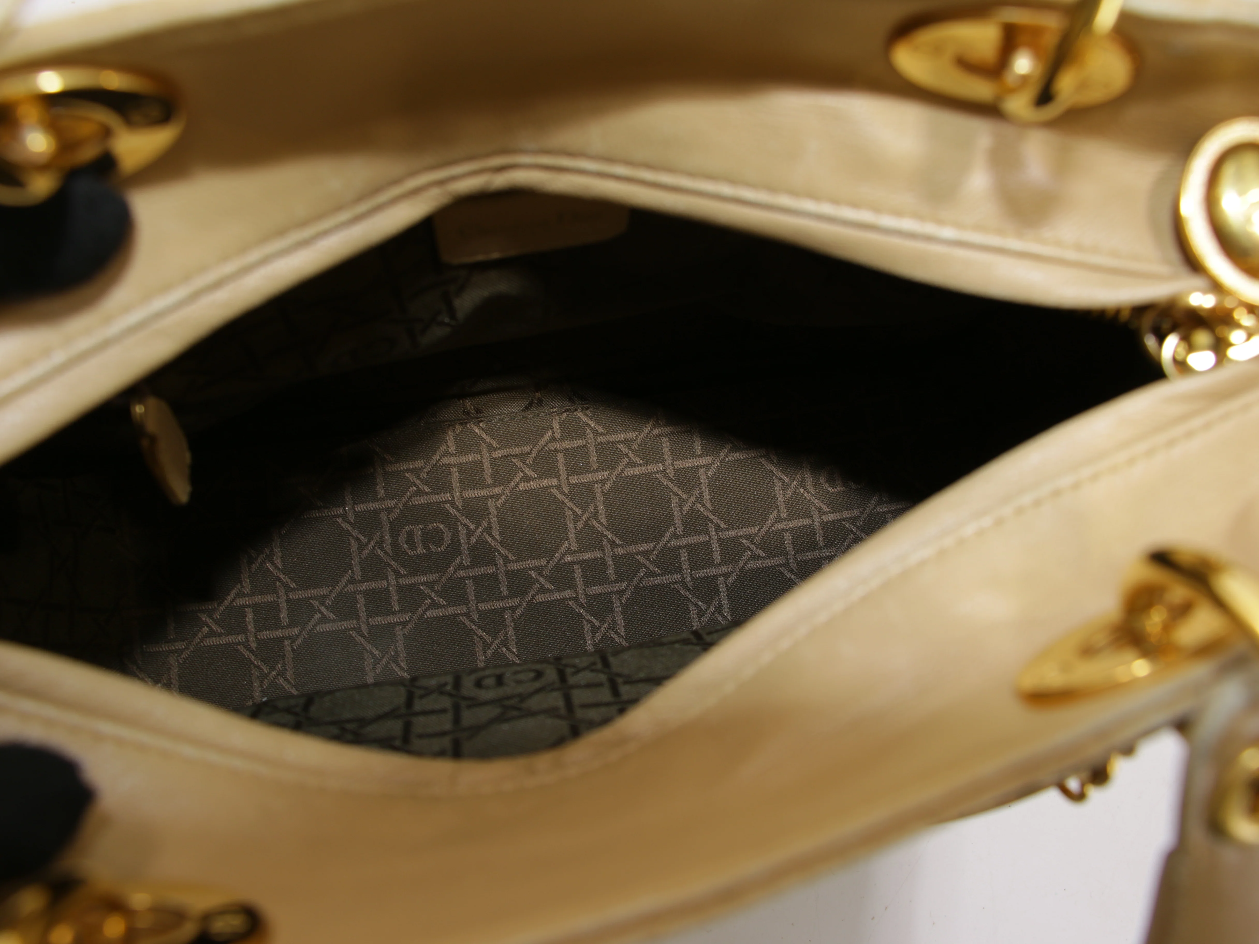 Medium Lady Dior - Image 7