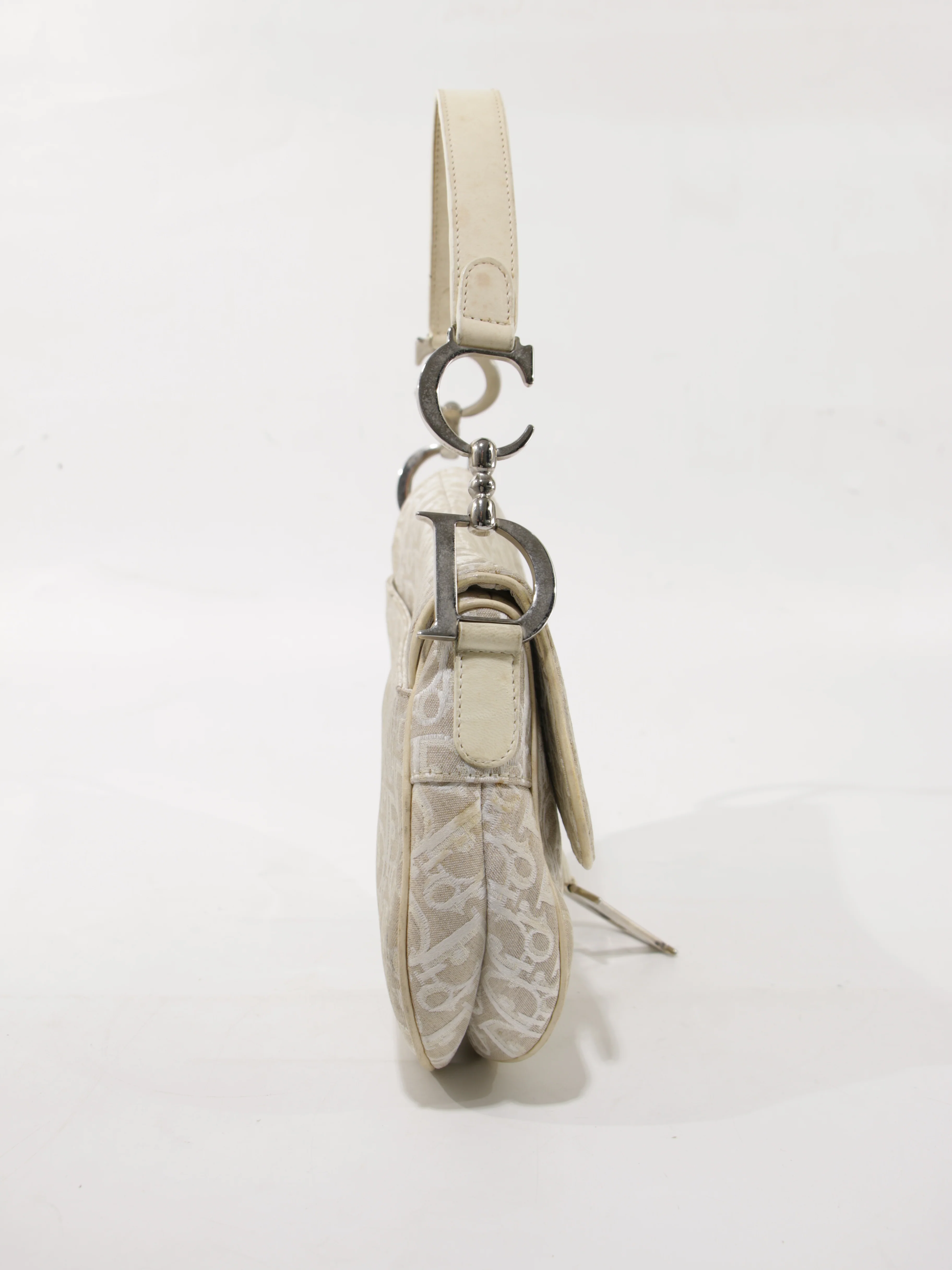 Saddle - Image 6