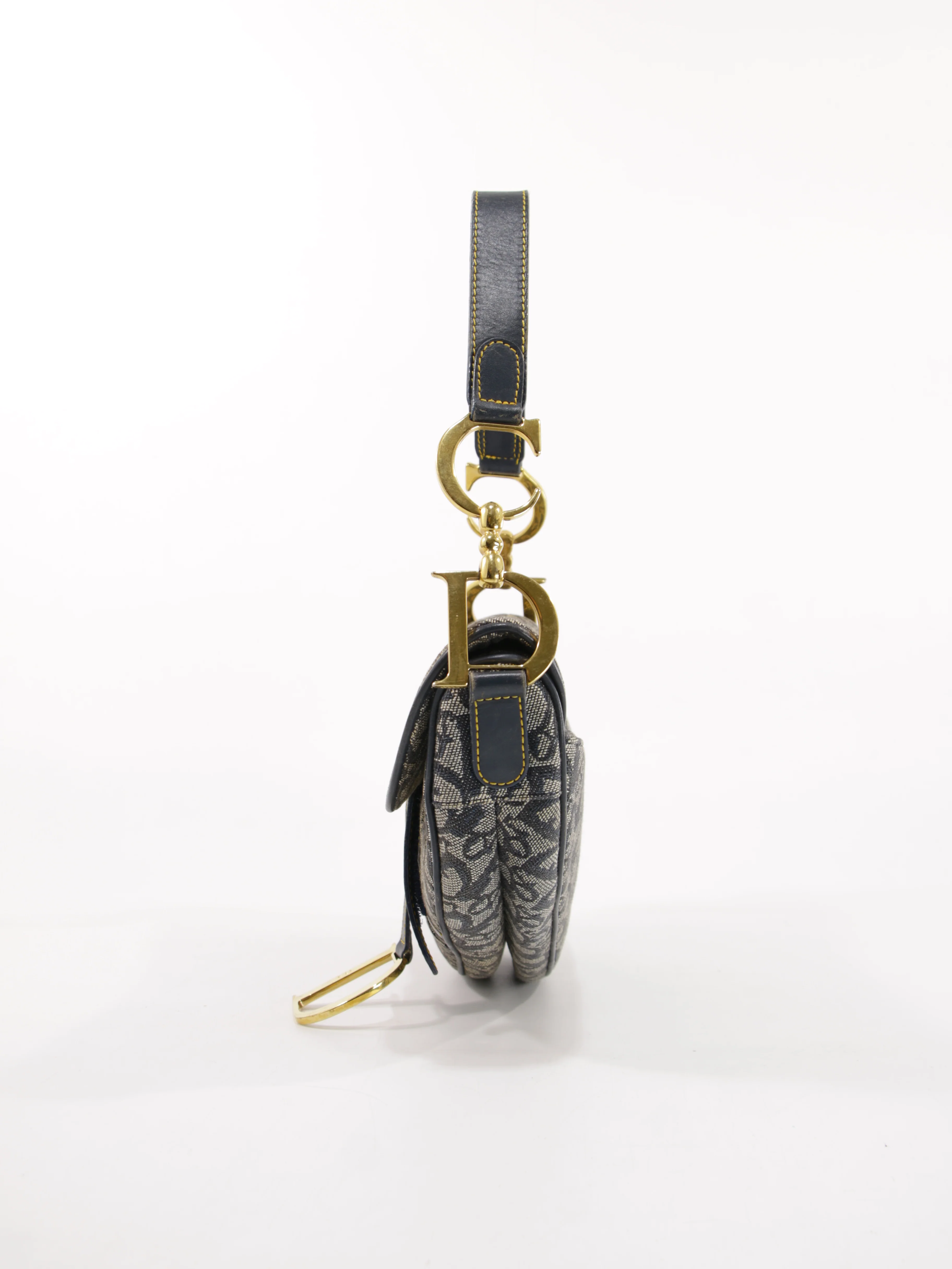 Saddle - Image 2