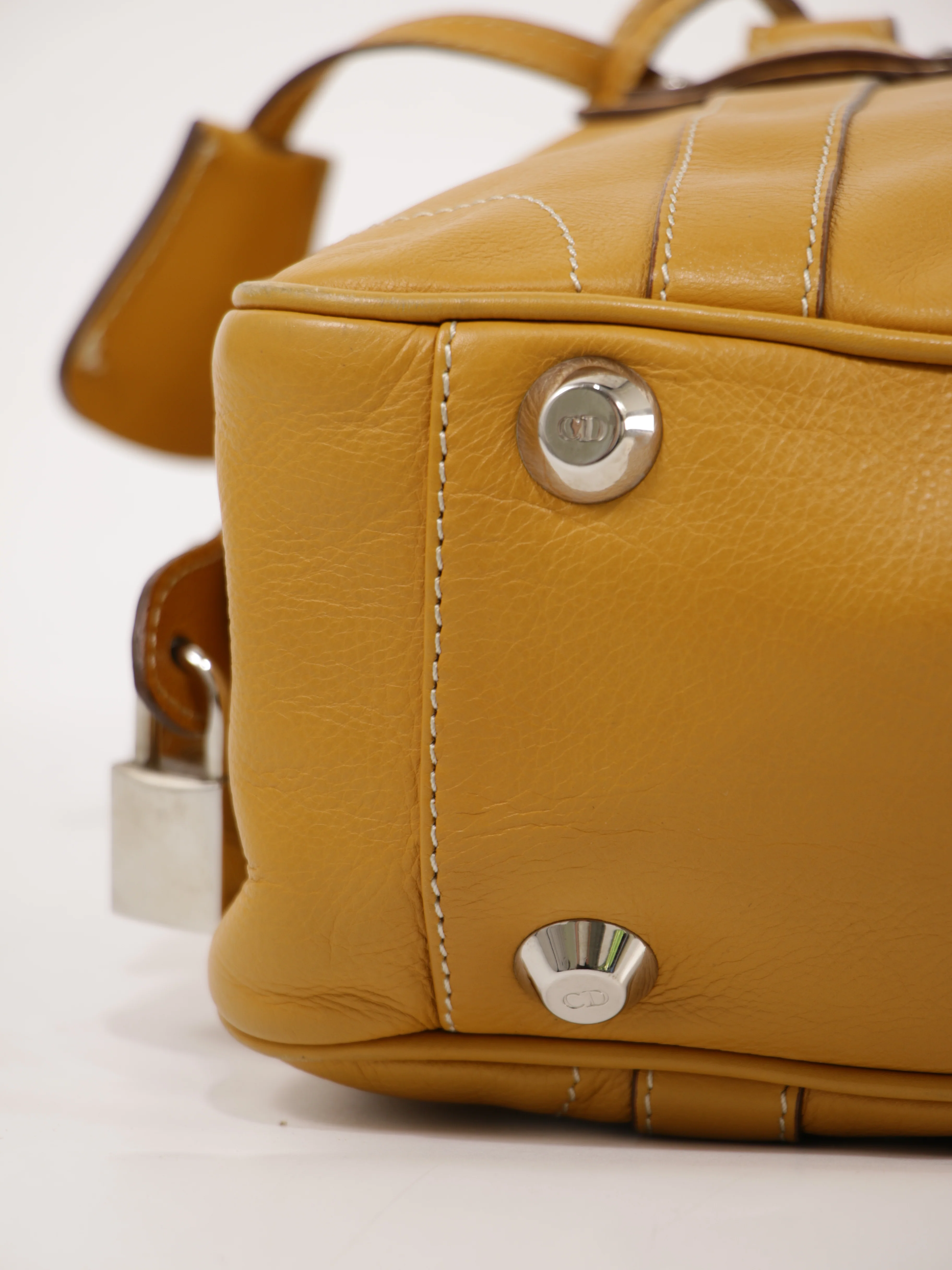 #28 Shoulder Bag - Image 10