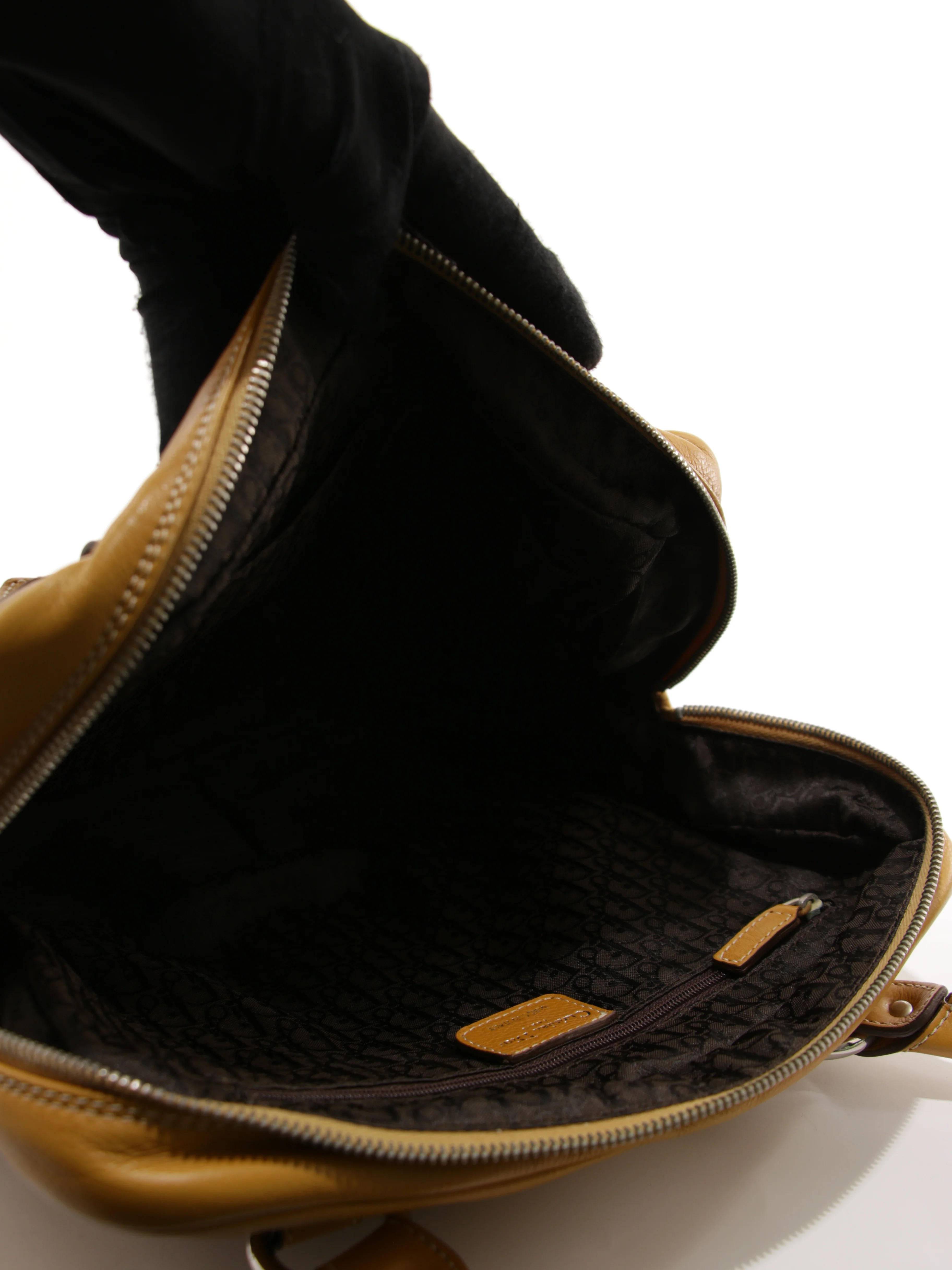 #28 Shoulder Bag - Image 7