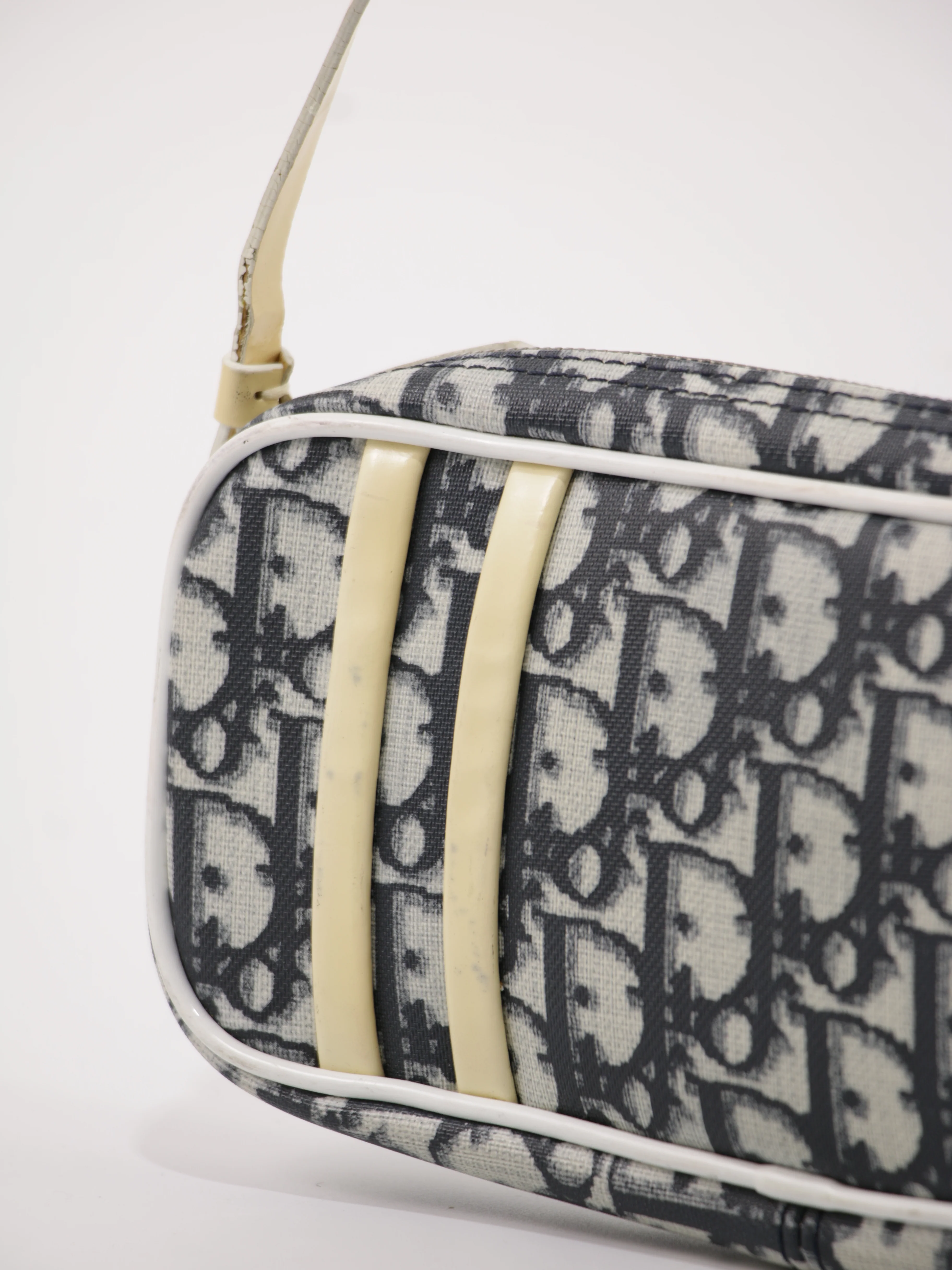 Shoulder Bag - Image 8