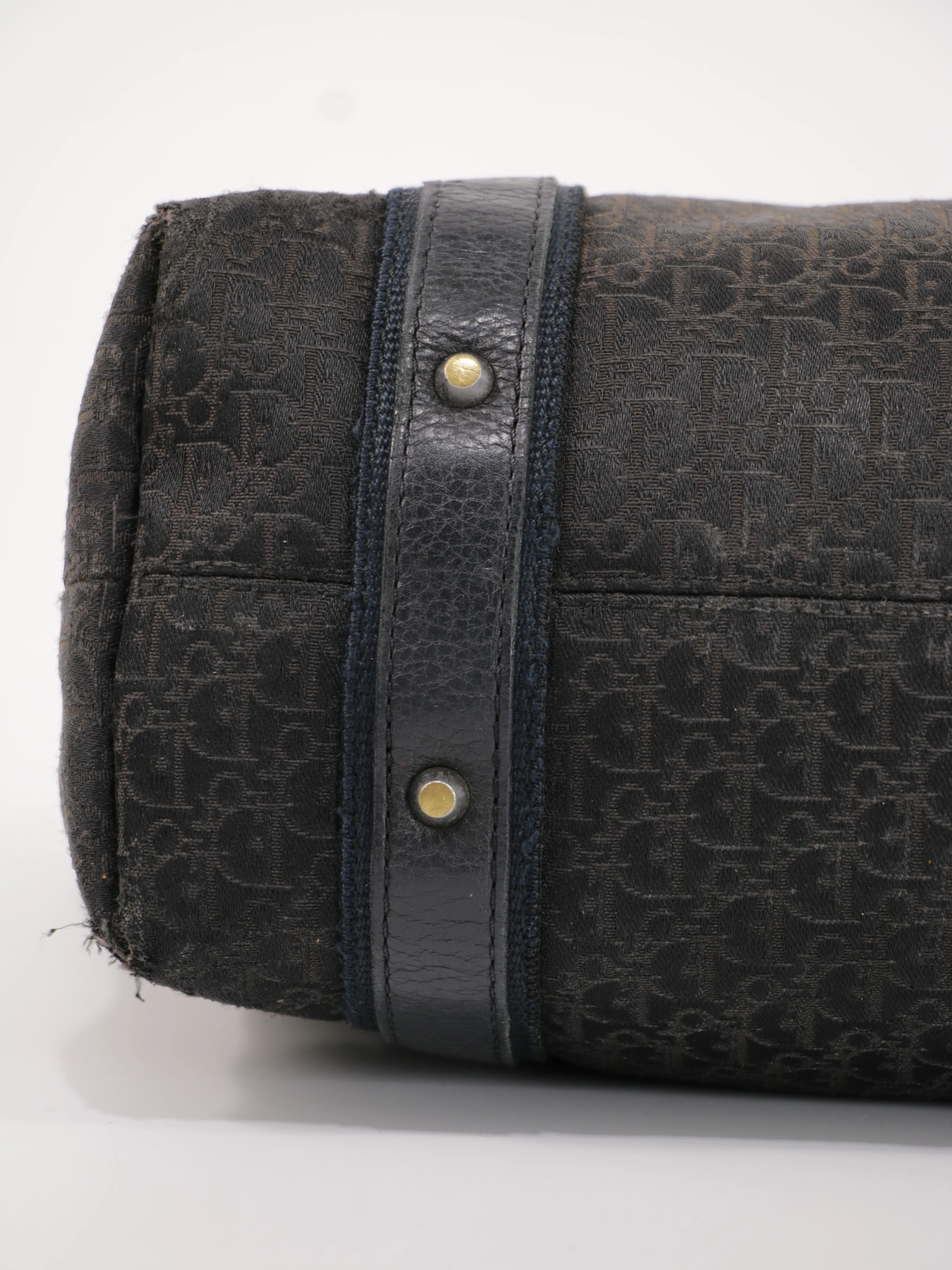 Shoulder Bag - Image 10