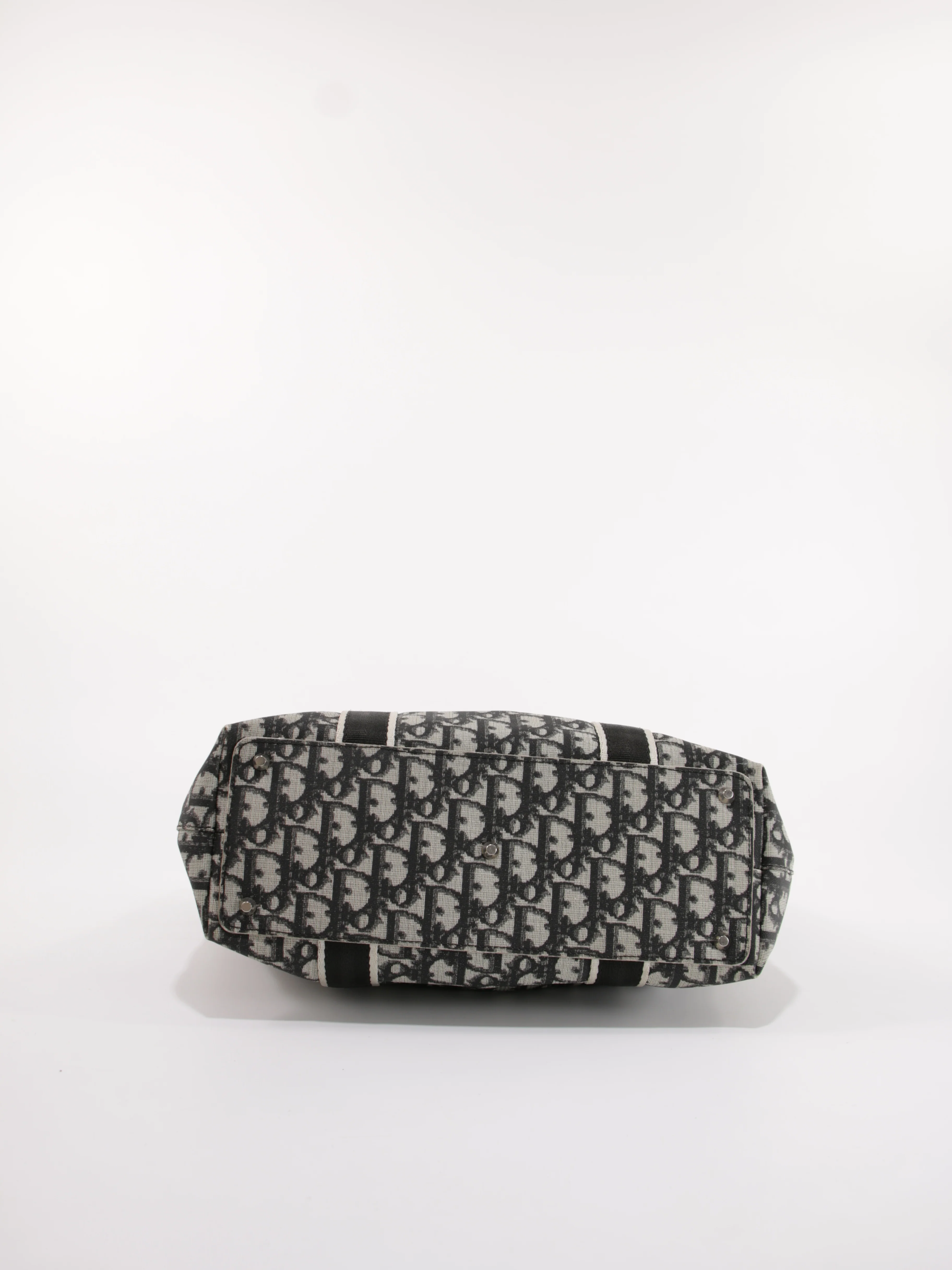Shoulder Bag - Image 10