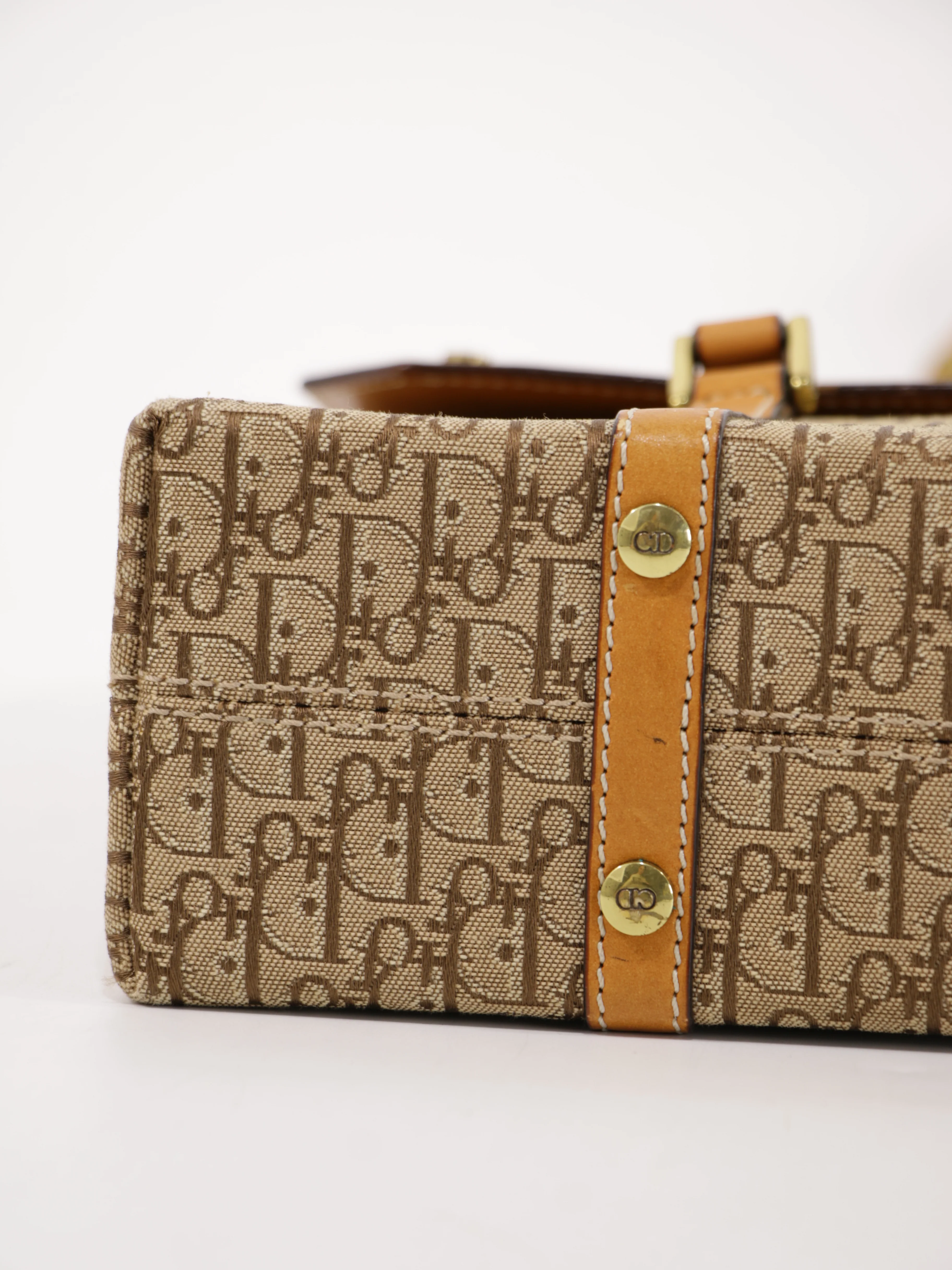 Shoulder Bag - Image 8