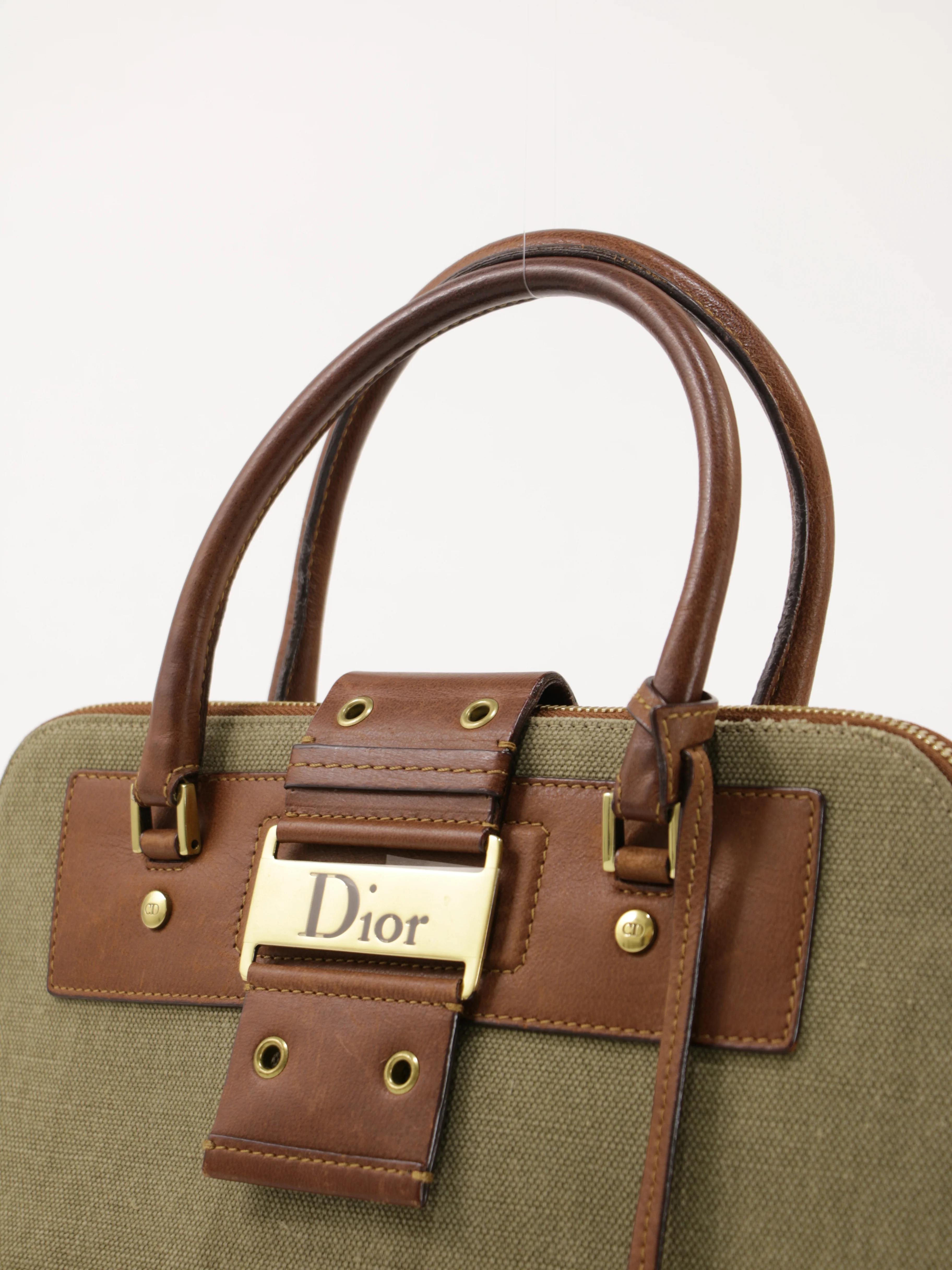 Street Chic - Image 6