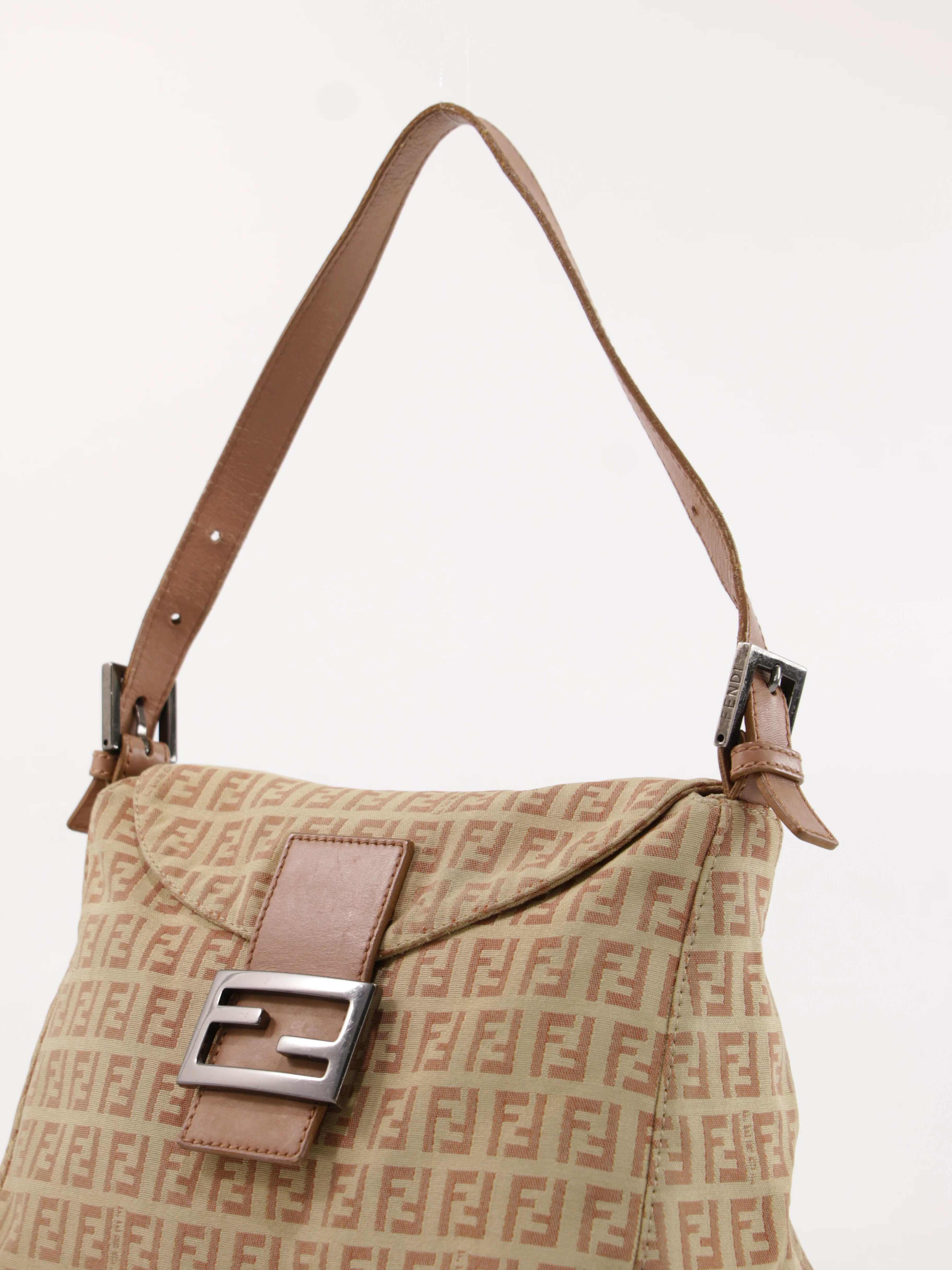 Double Flap Mamma - Image 6