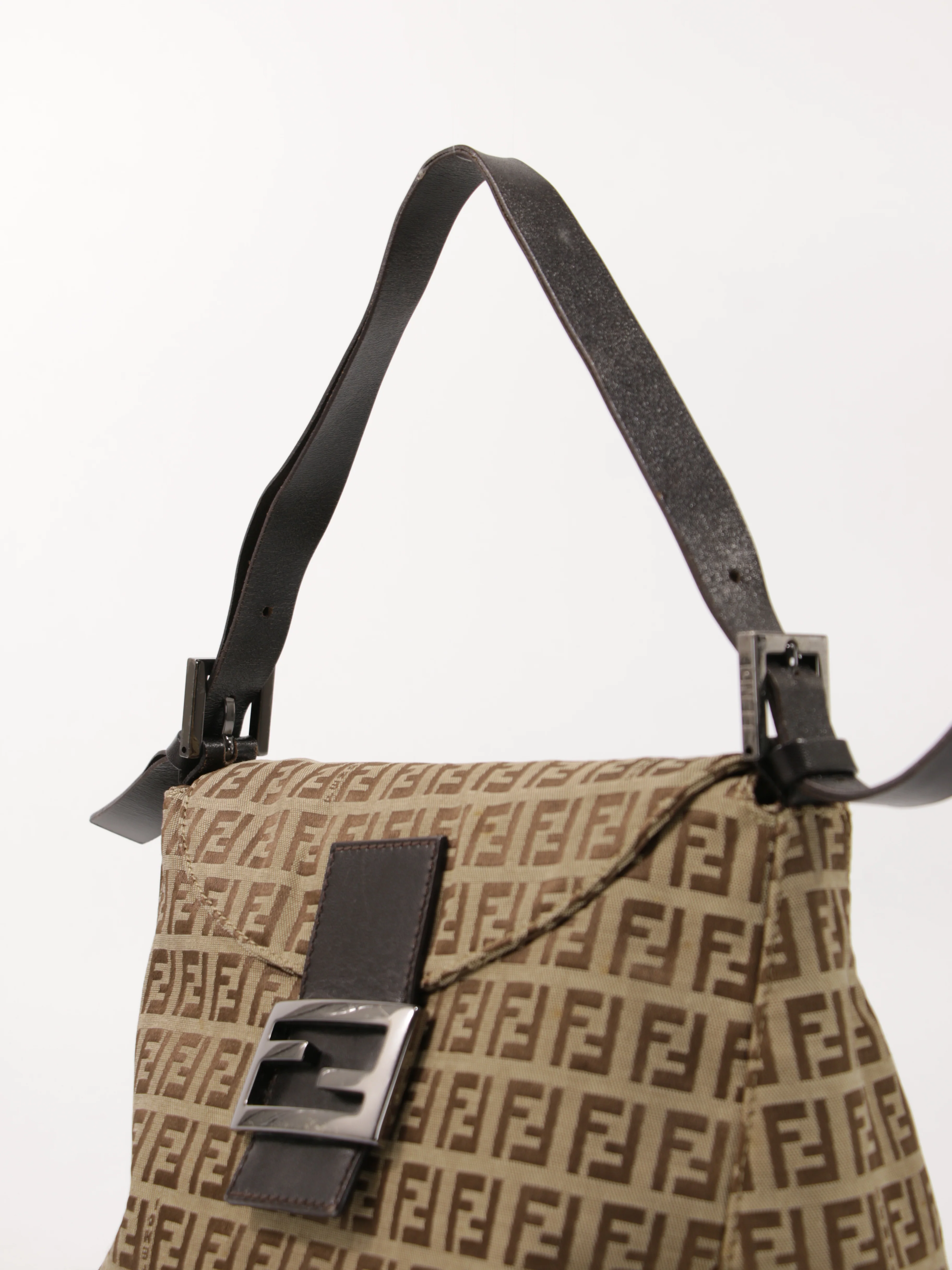 Double Flap Mamma - Image 6