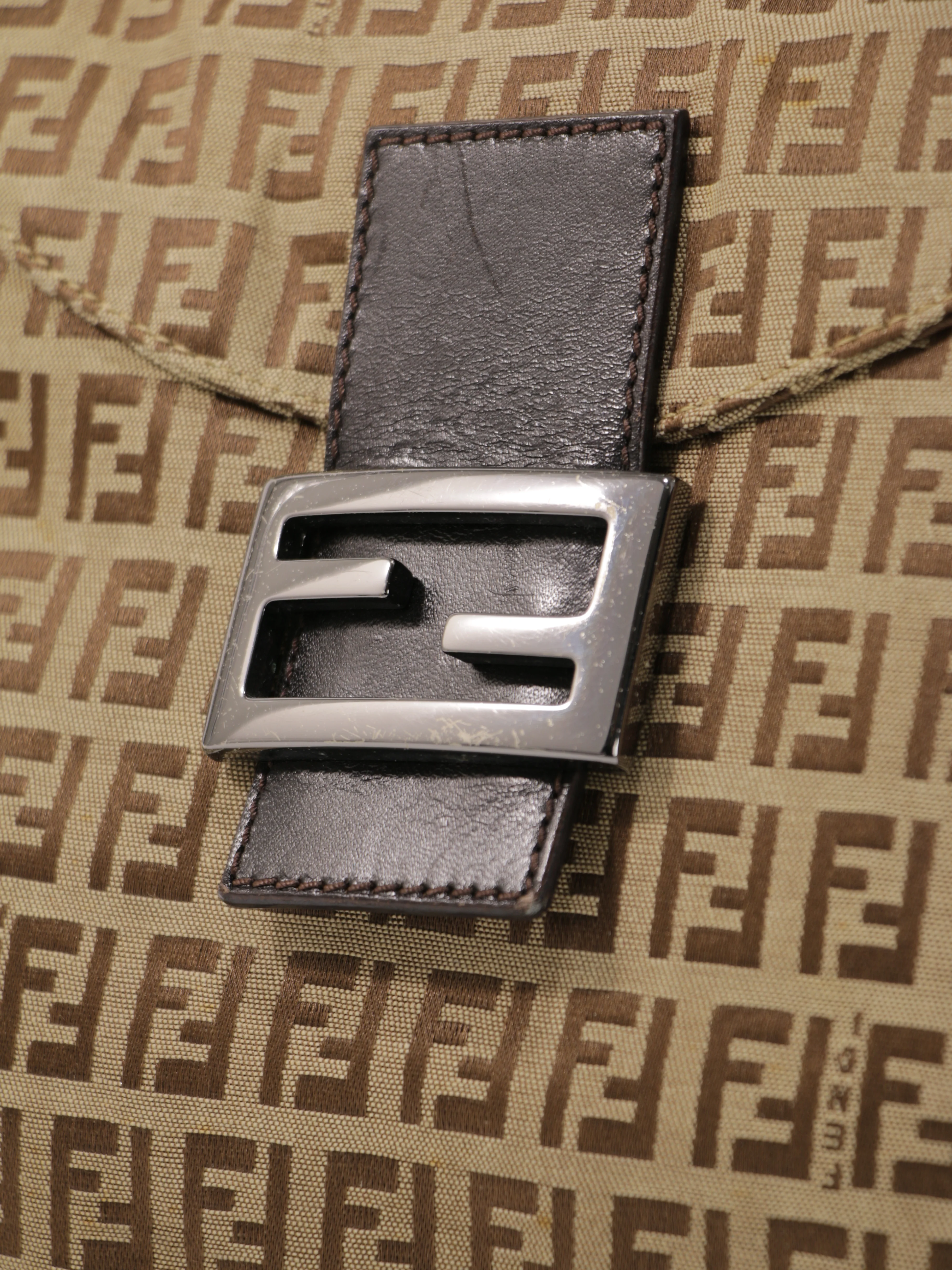 Double Flap Mamma - Image 7