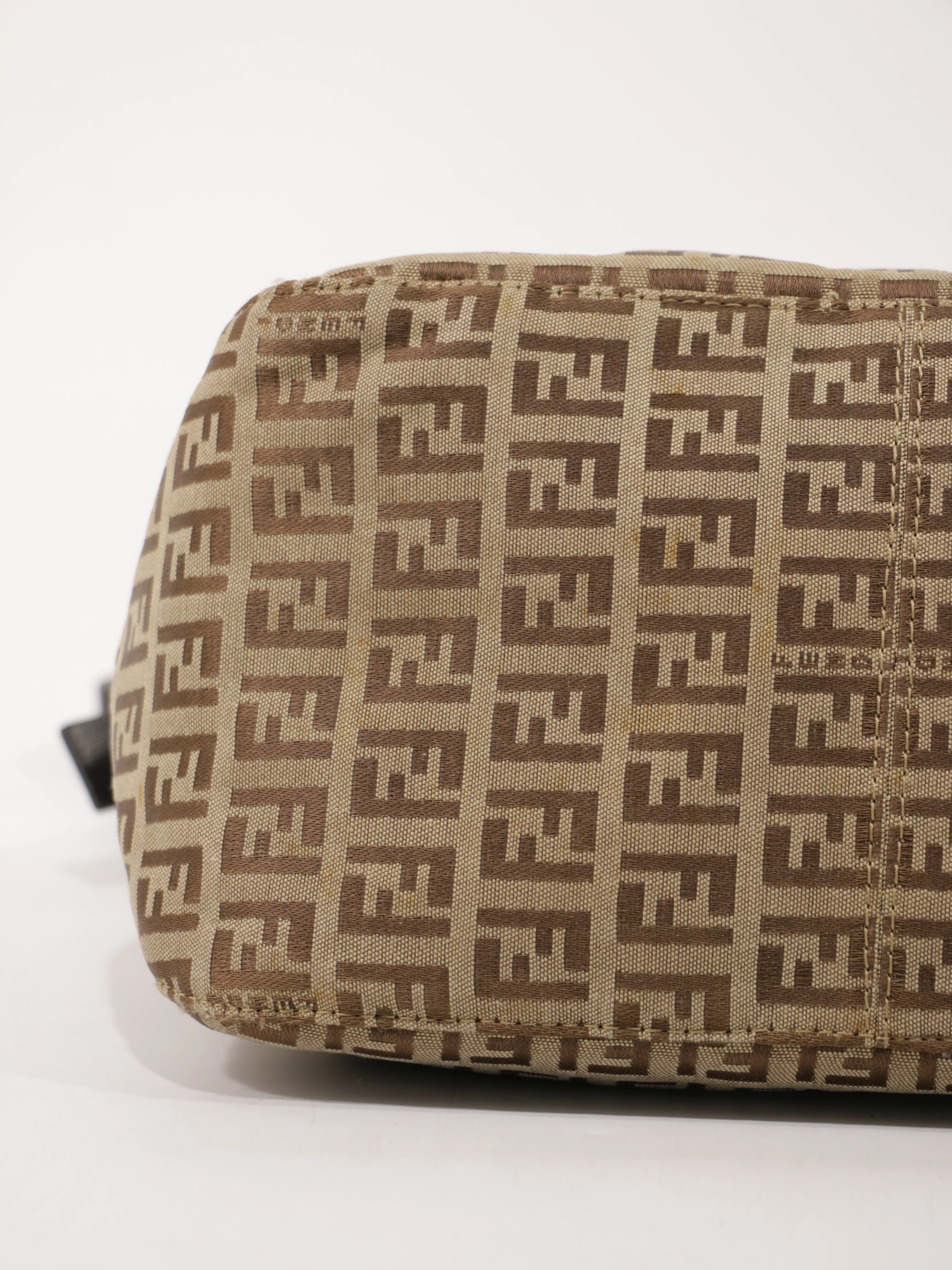 Double Flap Mamma - Image 9