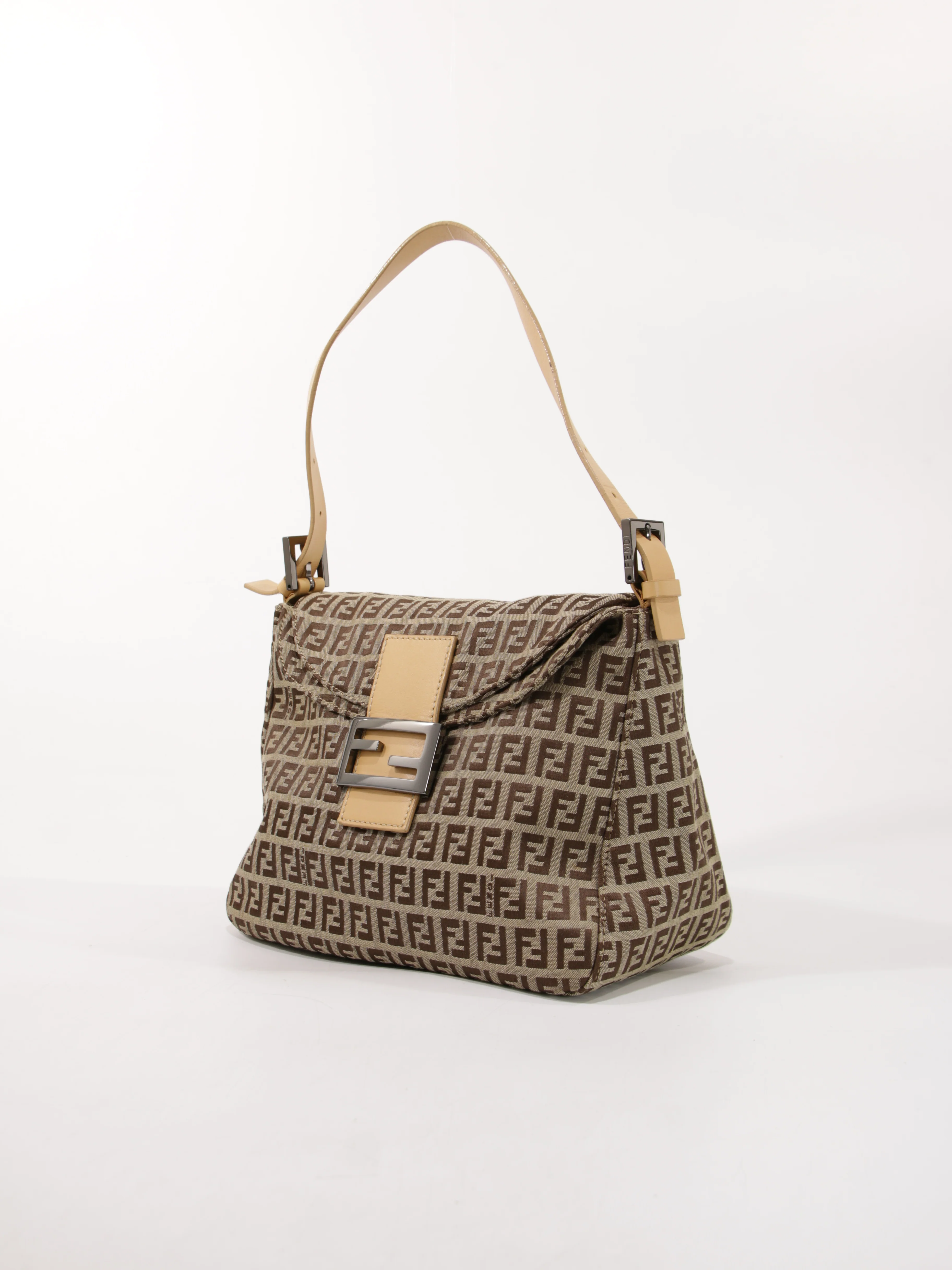 Double Flap Mamma - Image 2