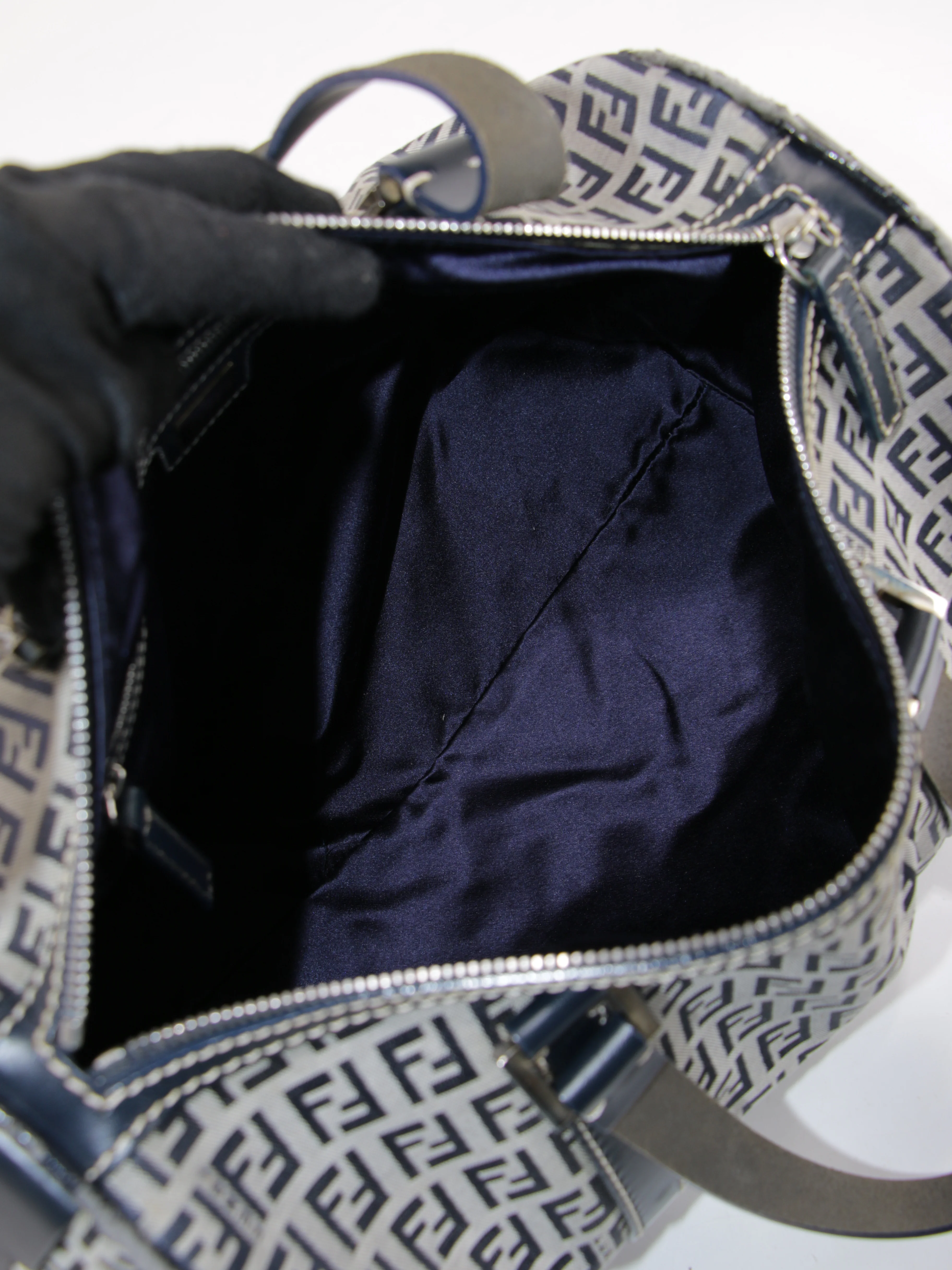 Hand Bag - Image 9