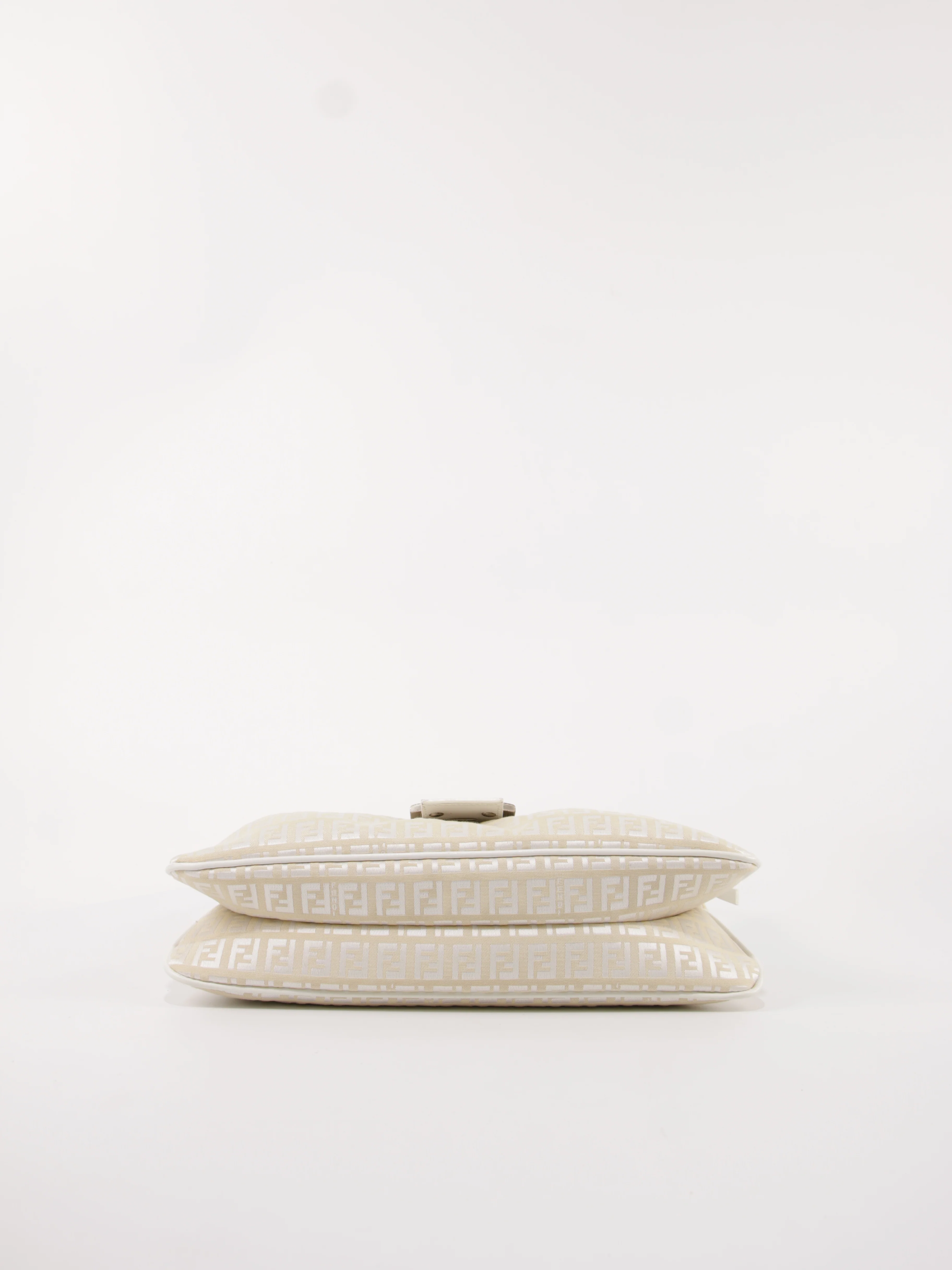 Large Double Flap - Image 9