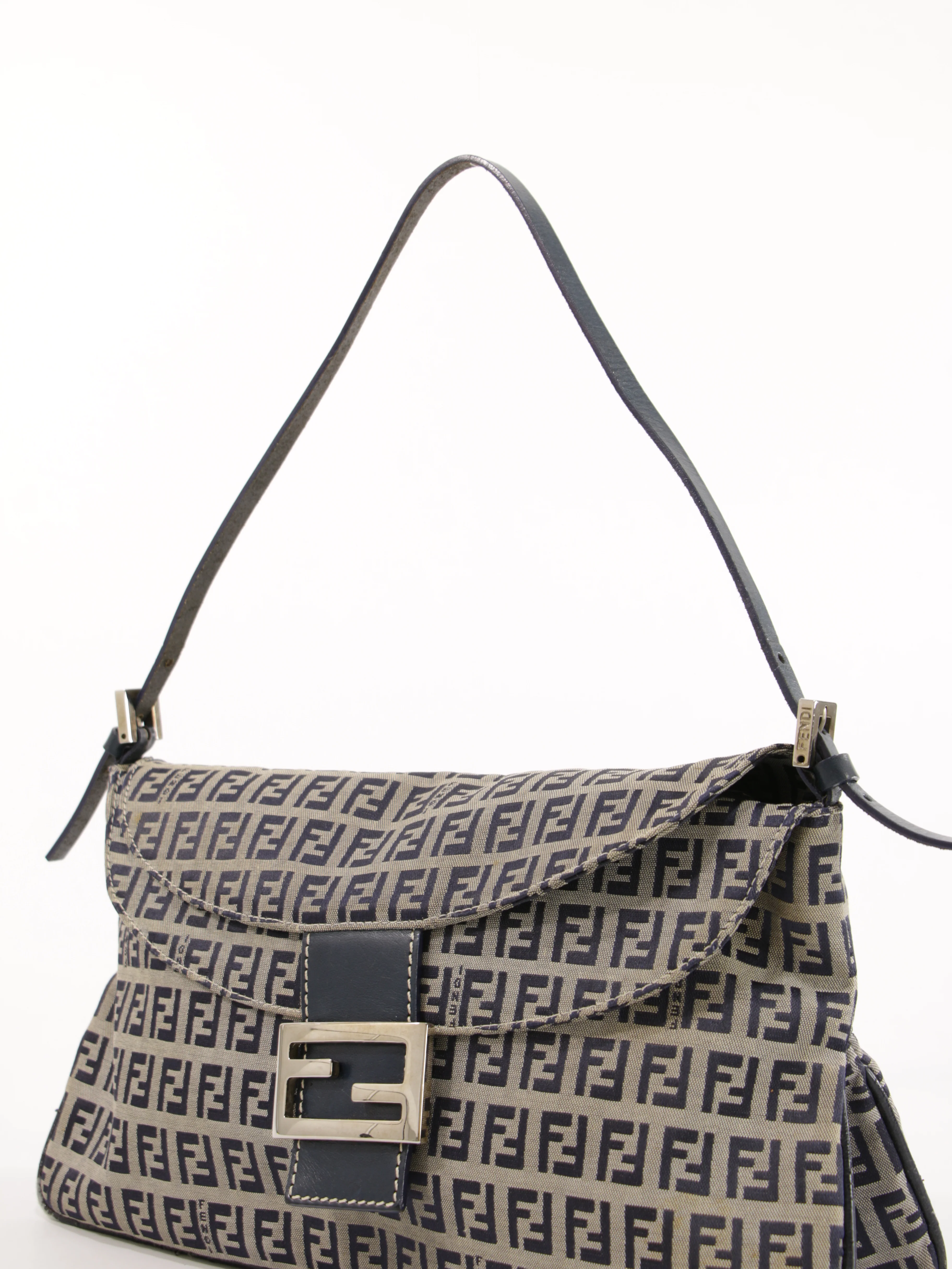 Large Double Flap - Image 6