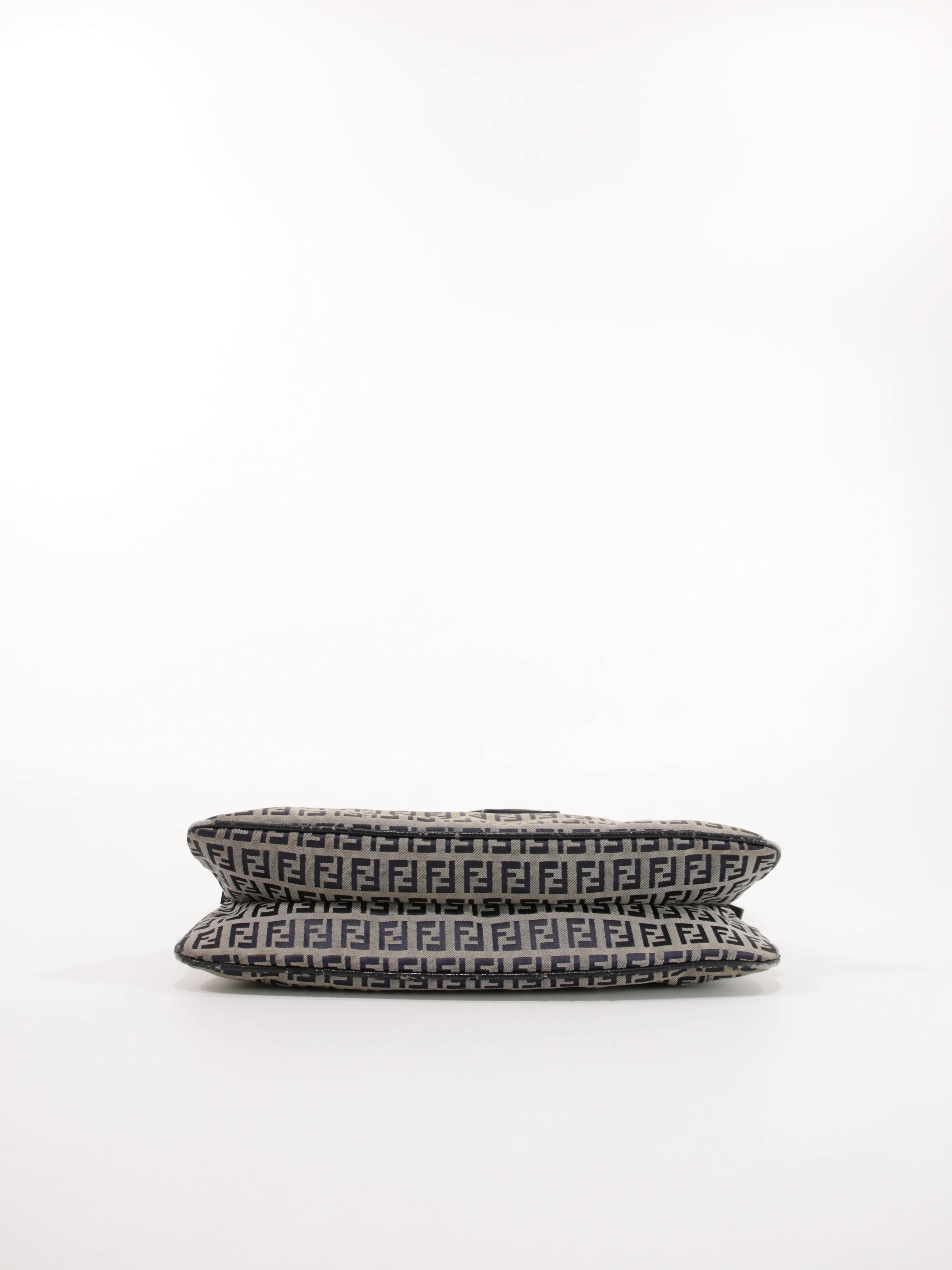 Large Double Flap - Image 8