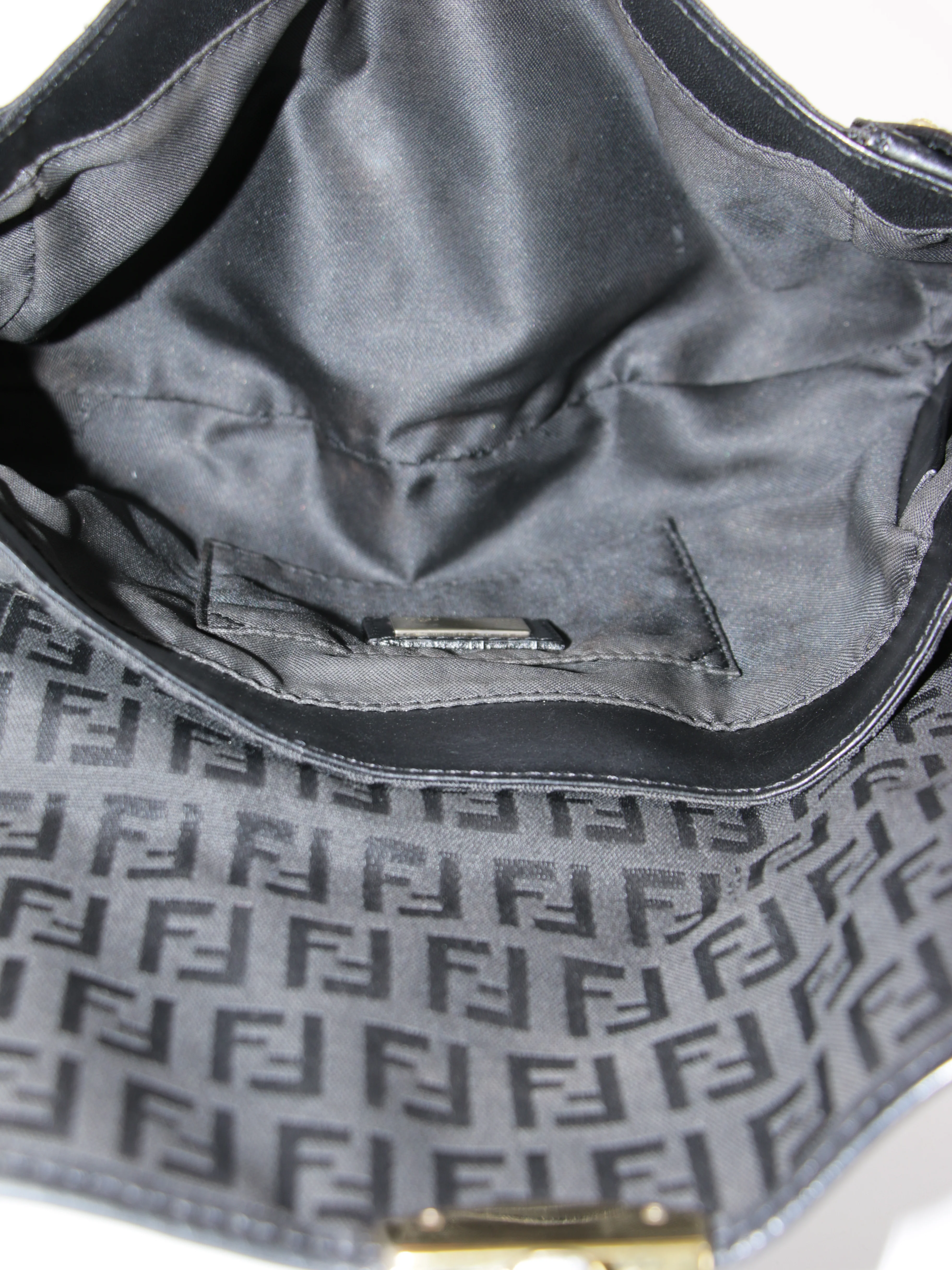Shoulder Bag - Image 7