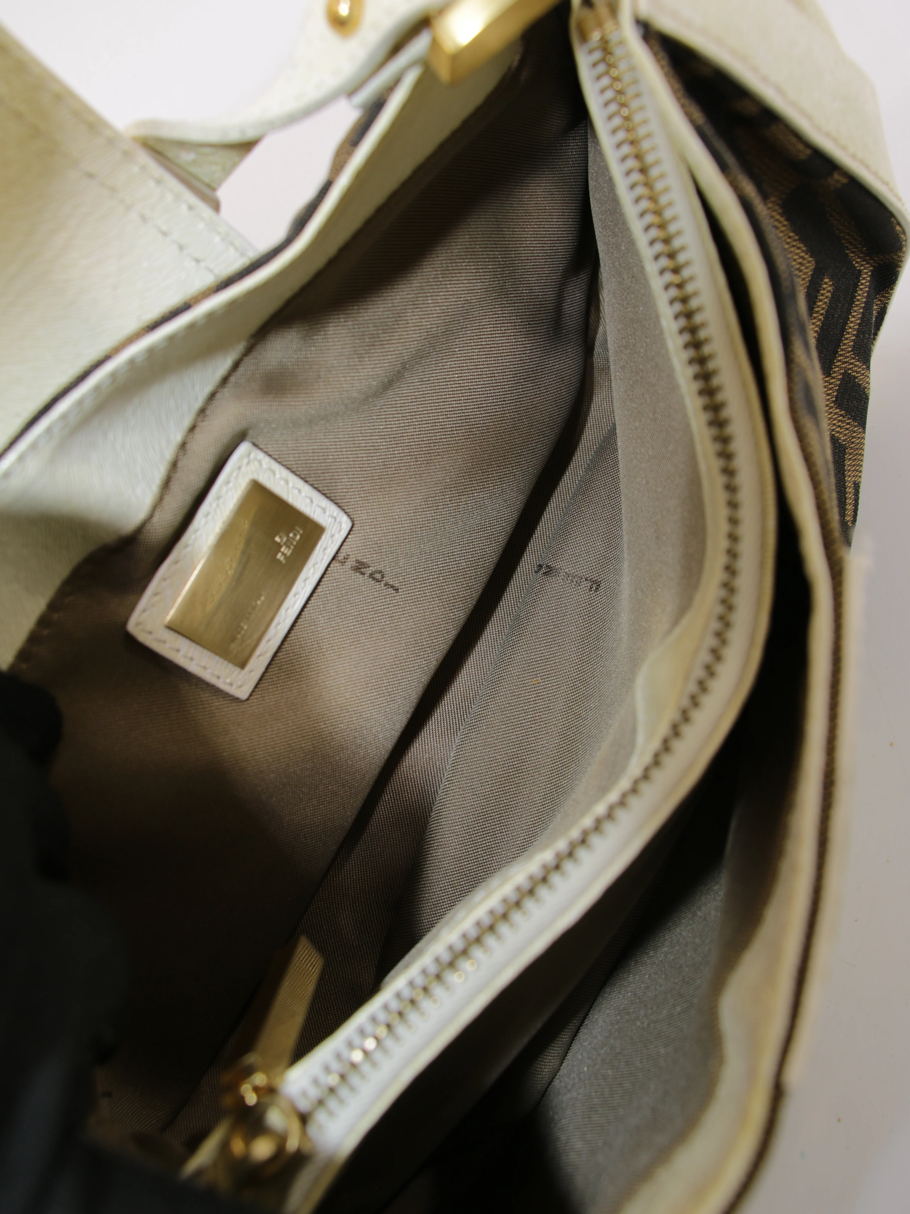 Shoulder Bag - Image 6