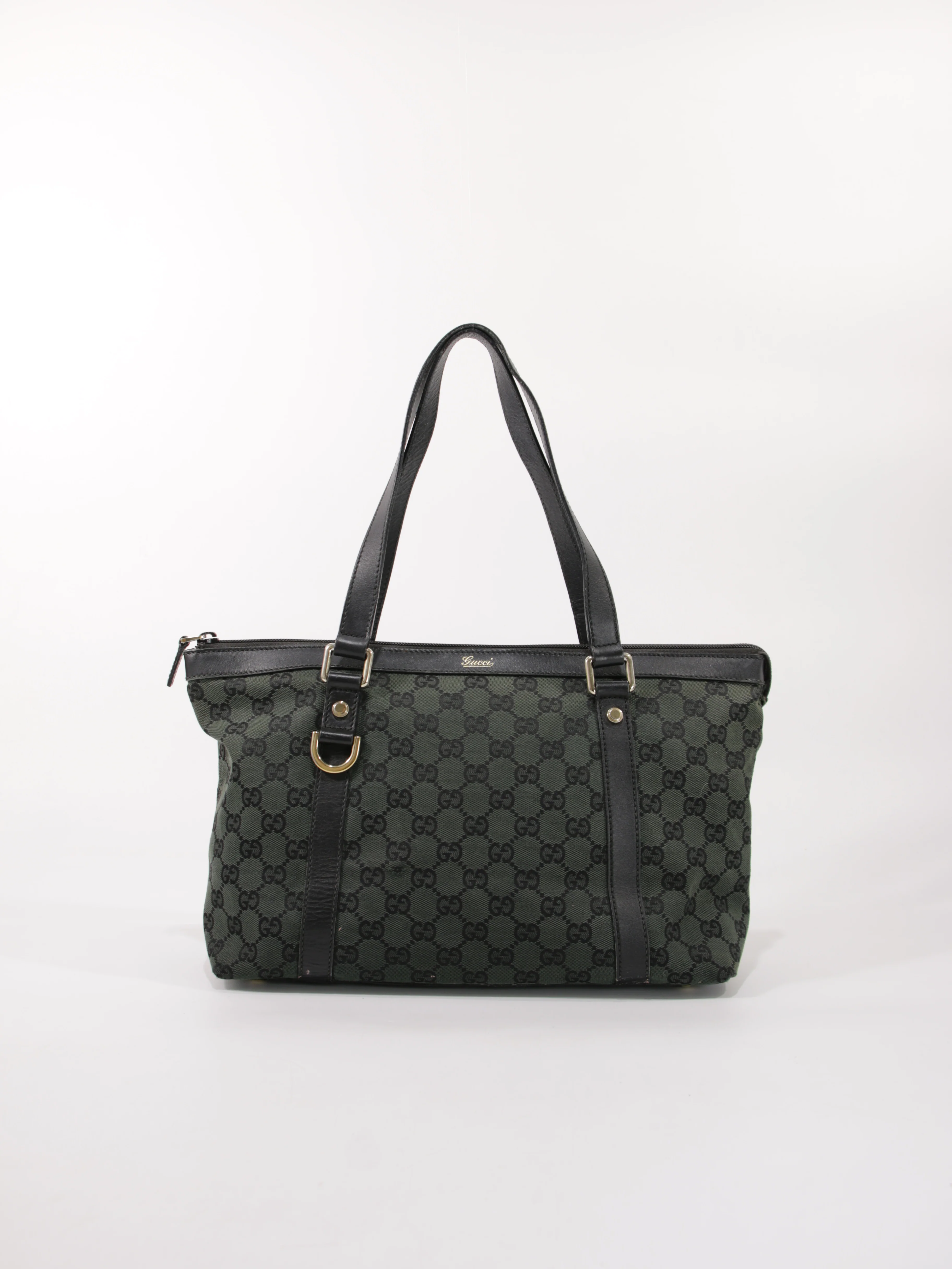 Abbey Zip Tote