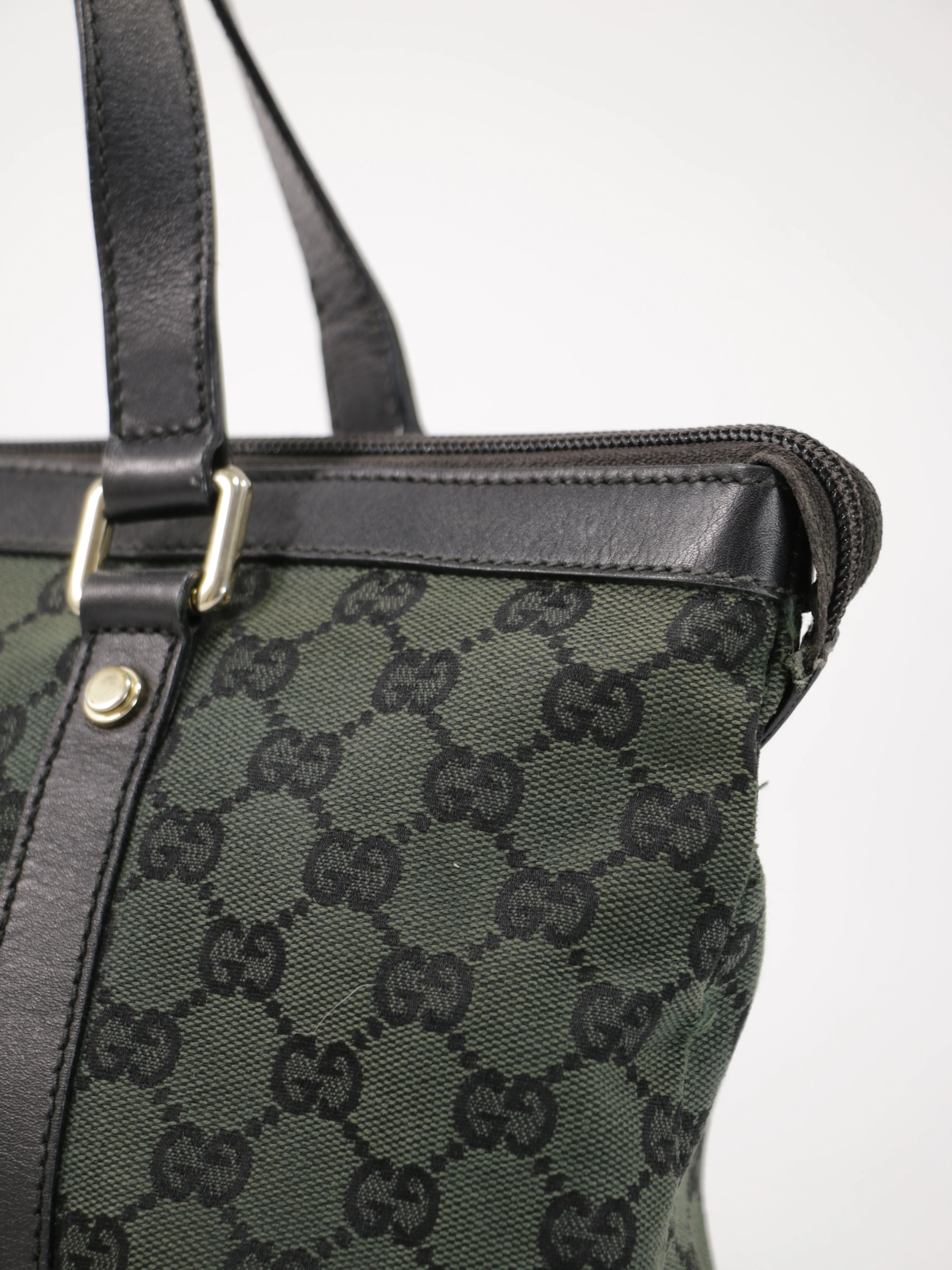 Abbey Zip Tote - Image 7
