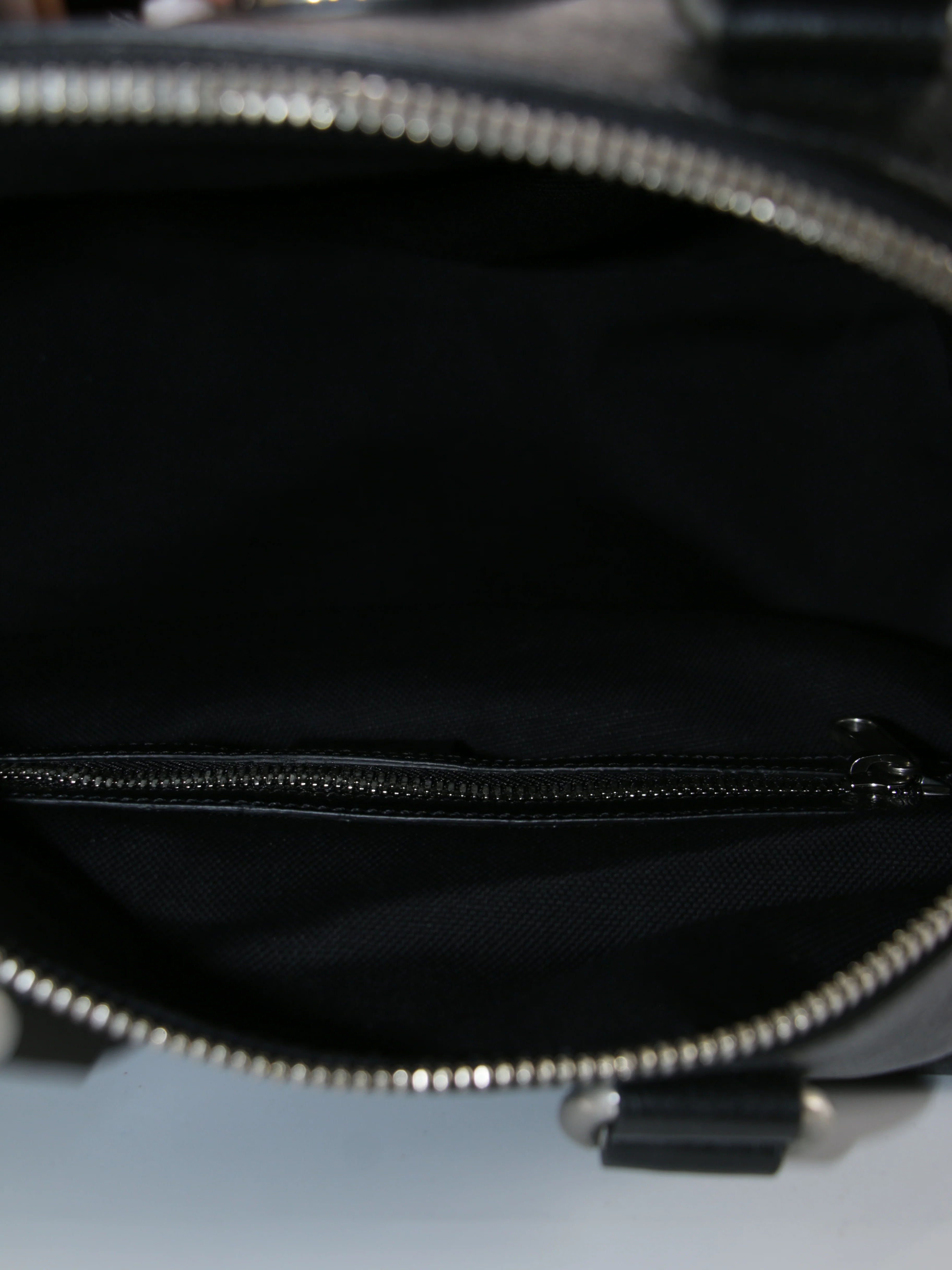Hand Bag - Image 9