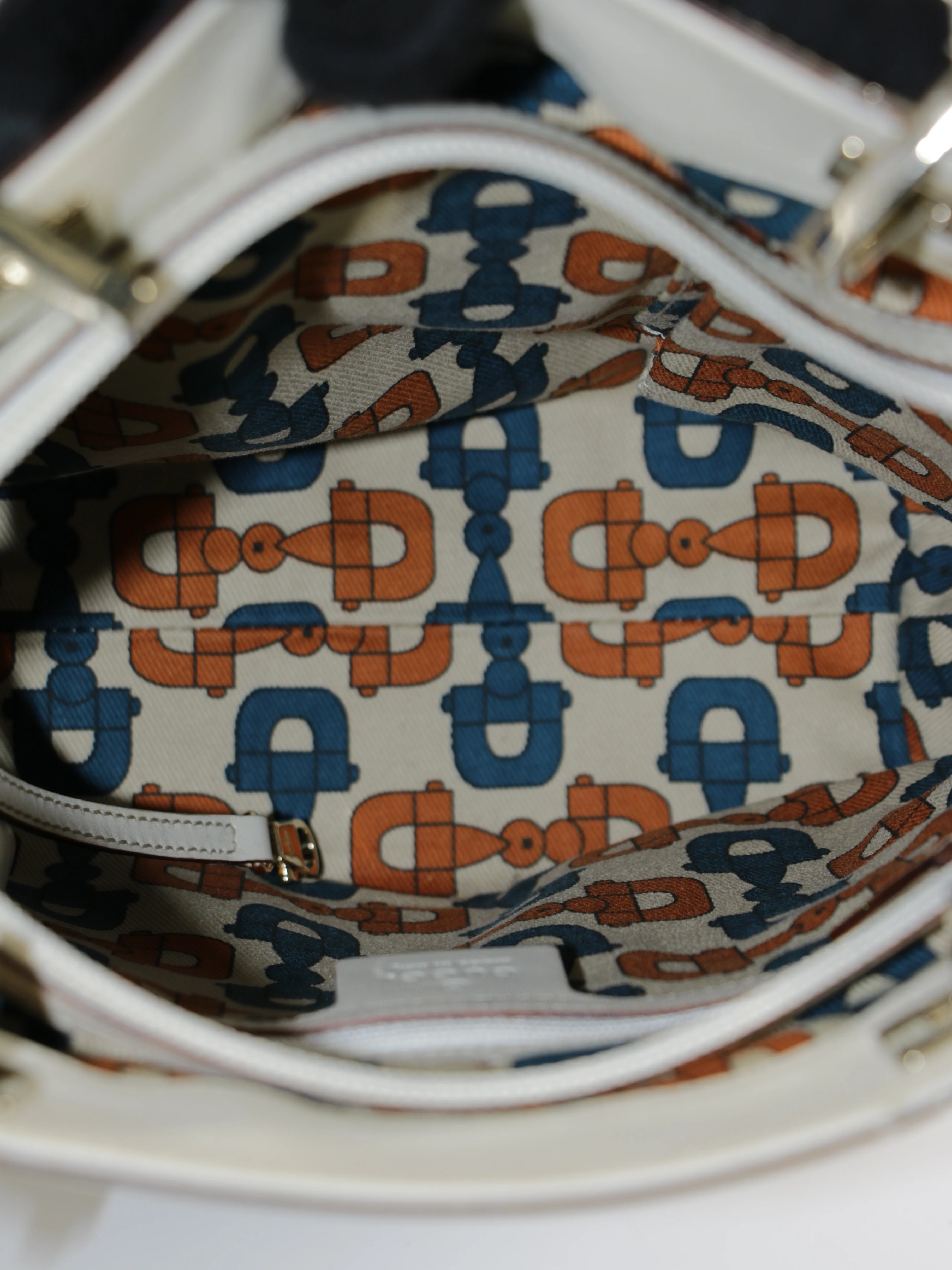 Shoulder Bag - Image 7