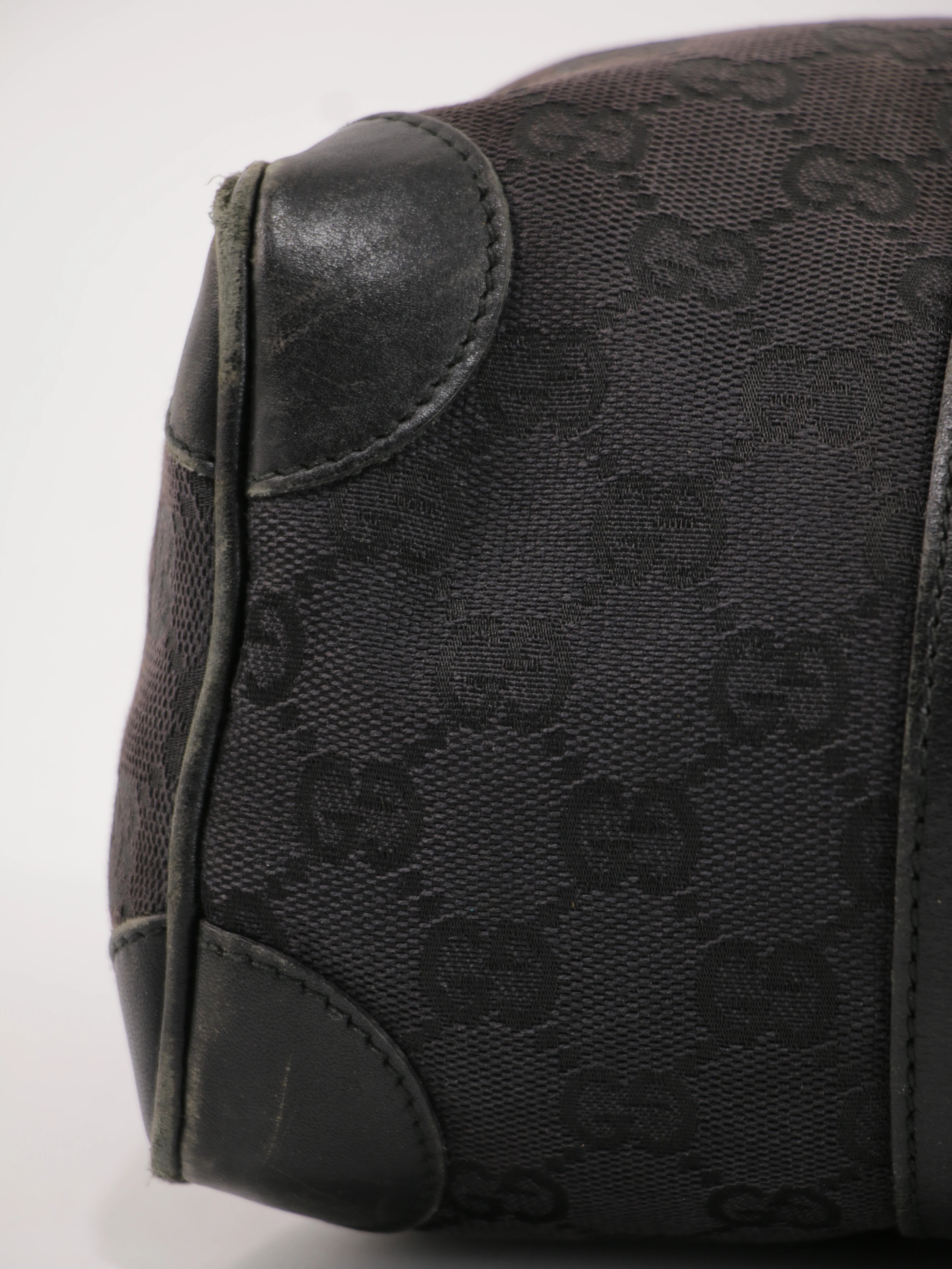 Shoulder Bag - Image 11