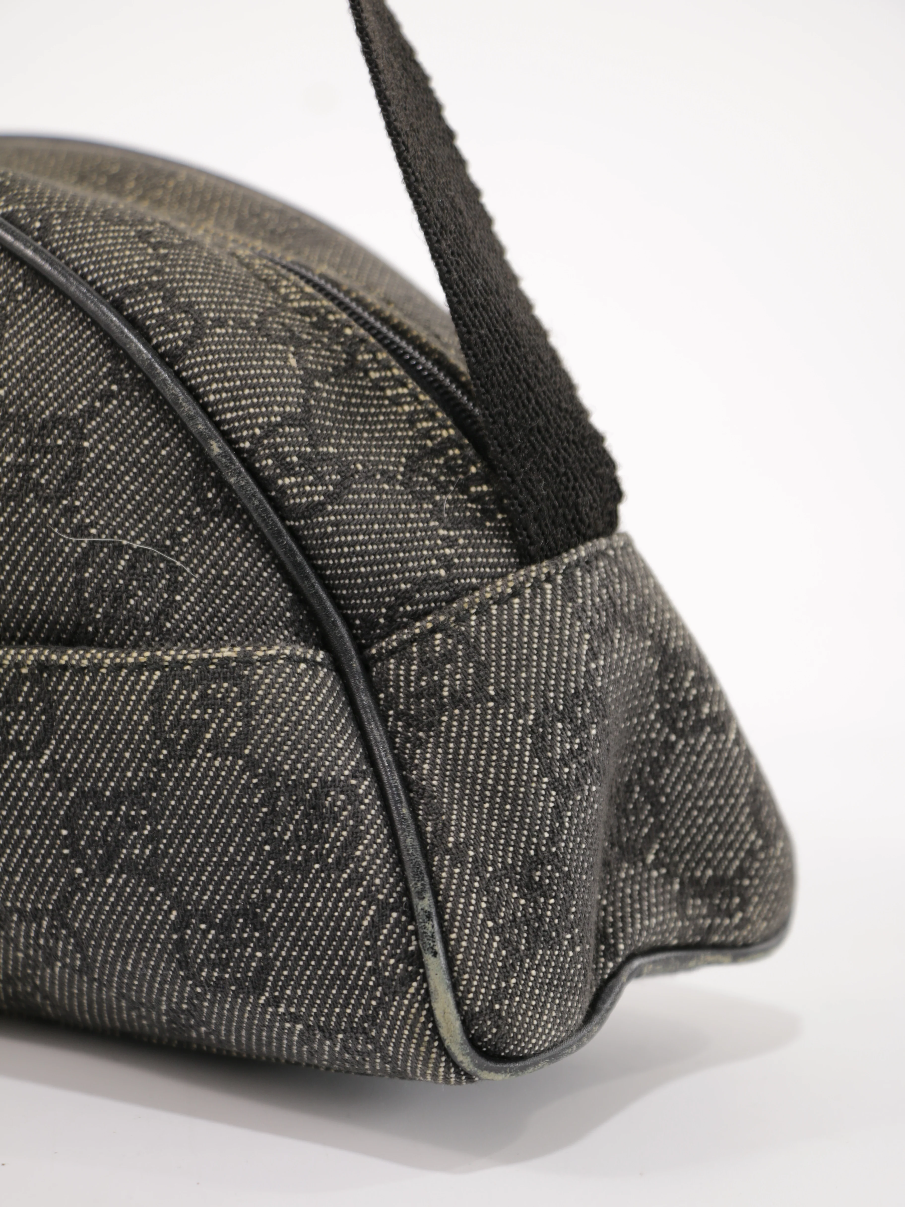 Shoulder Bag - Image 8
