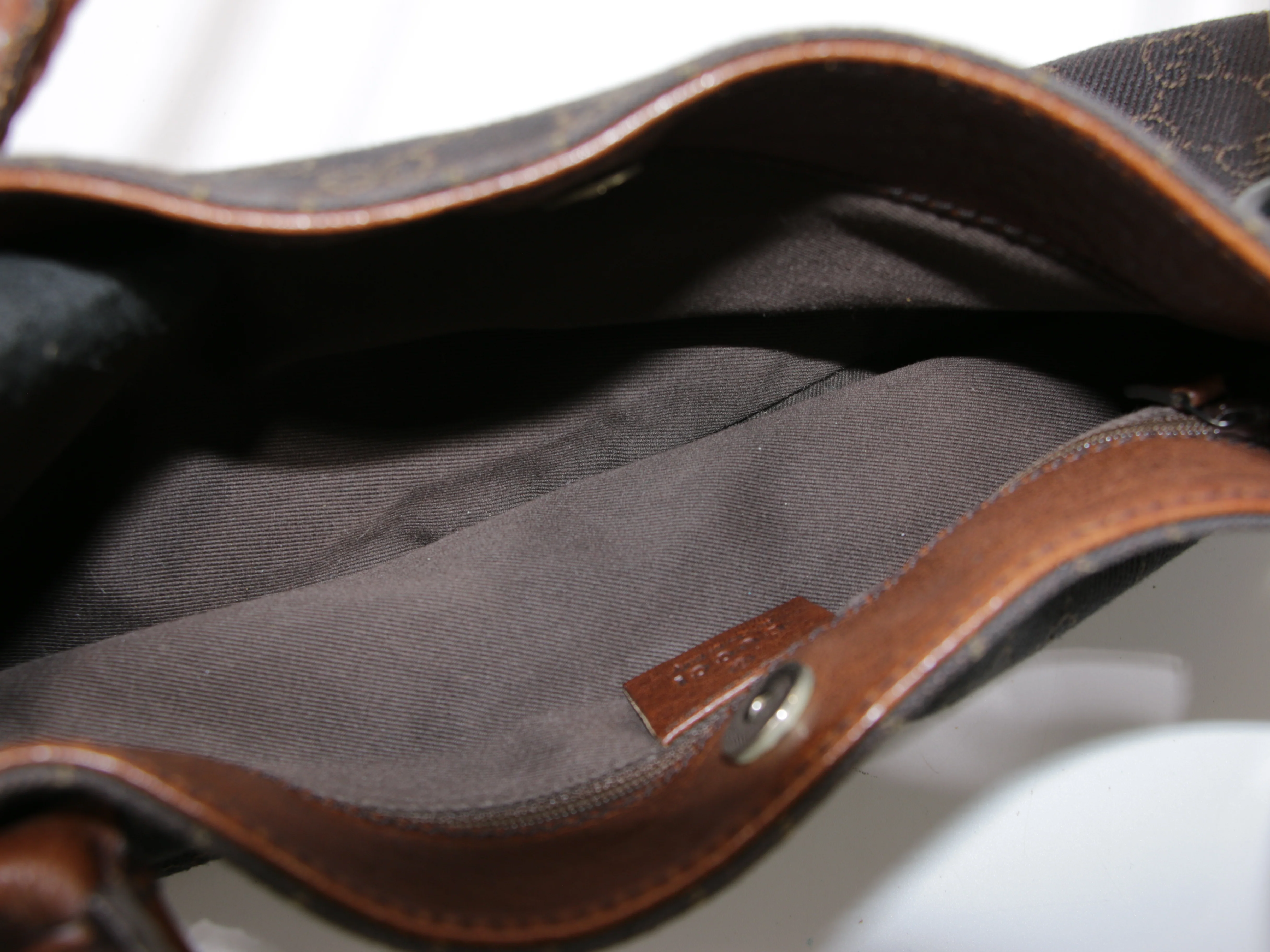 Shoulder Bag - Image 6