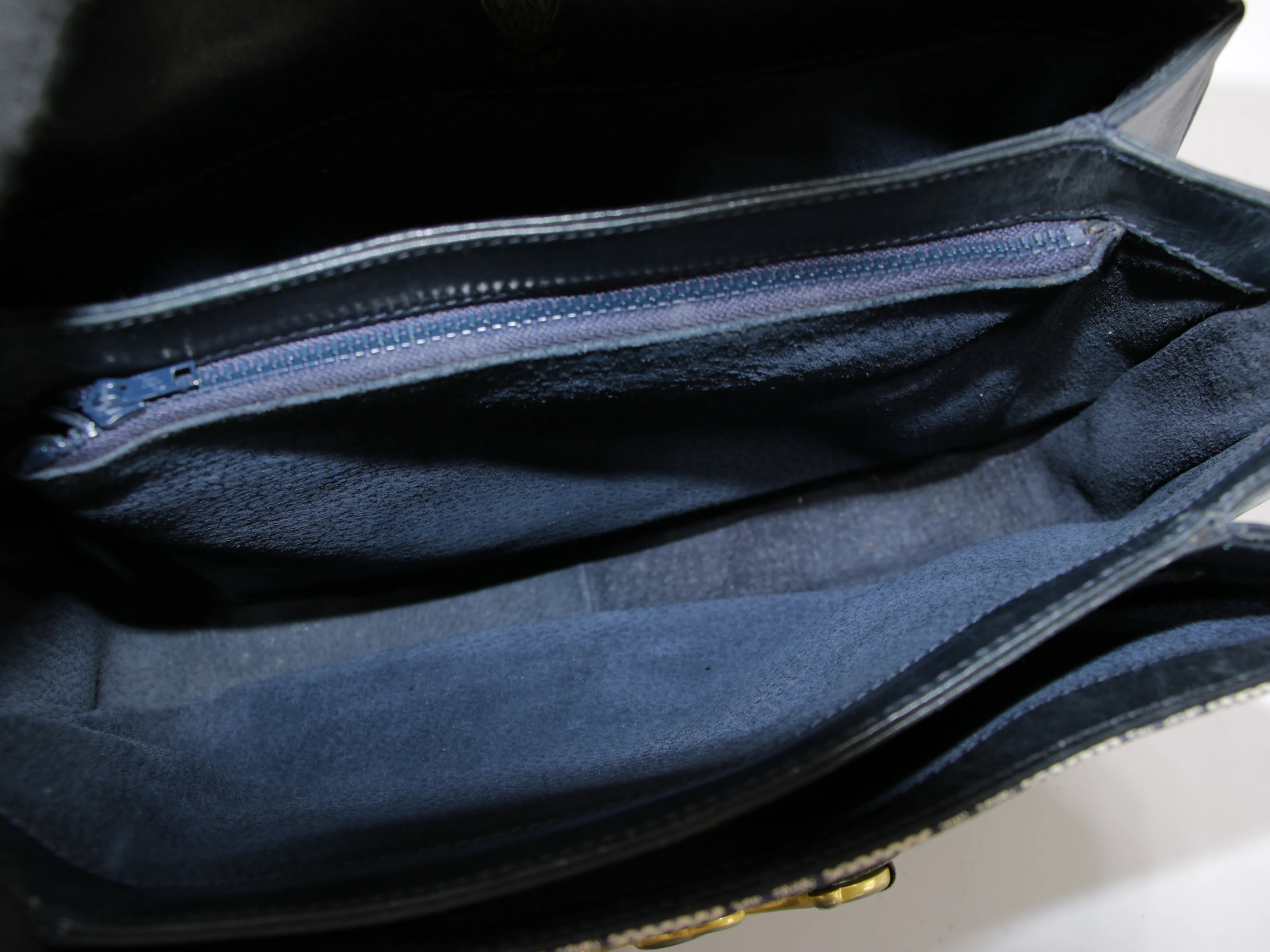 Shoulder Bag - Image 7